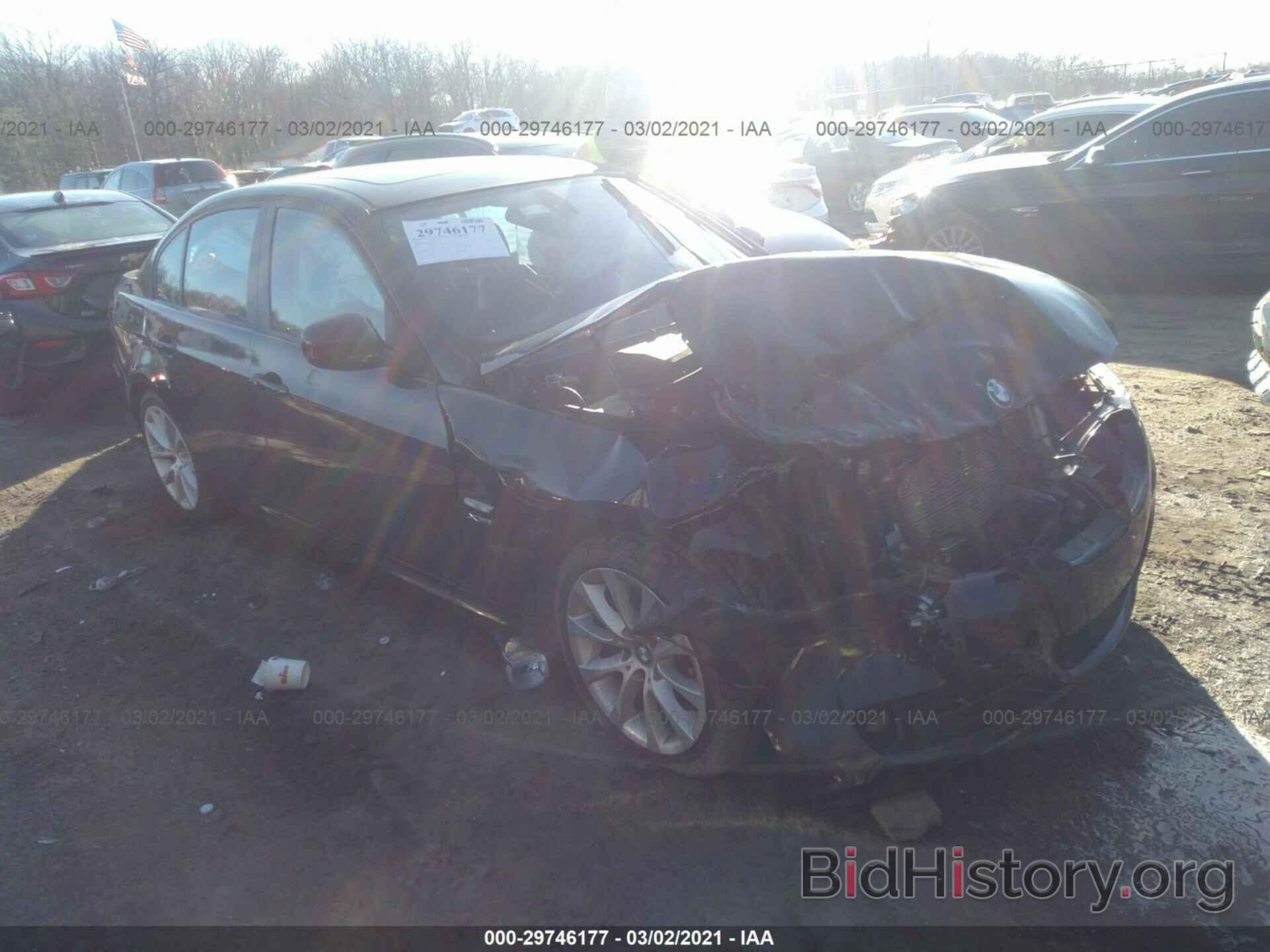 Photo WBAPK5G56BNN30483 - BMW 3 SERIES 2011