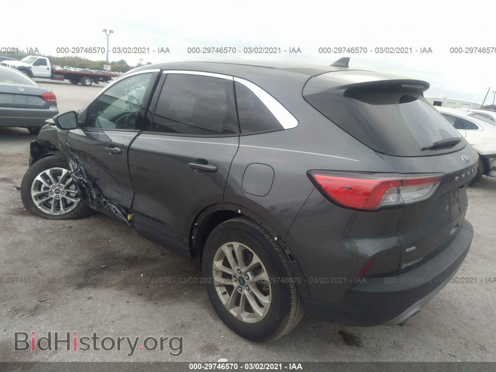 2020 FORD ESCAPE - VIN: 1FMCU0G64LUA93965 - Фото 3