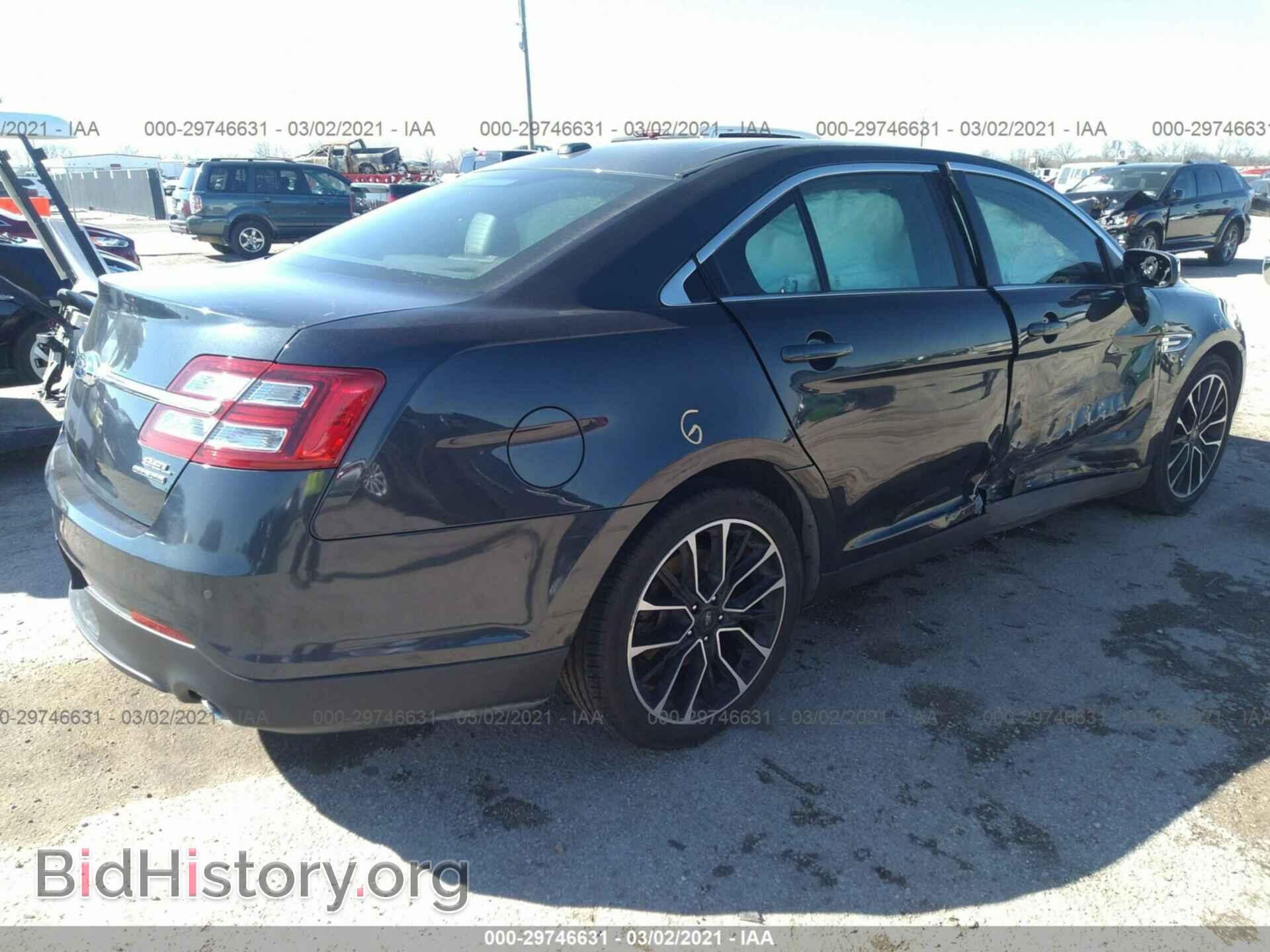 2017 FORD TAURUS - VIN: 1FAHP2E82HG125938 - Фото 4