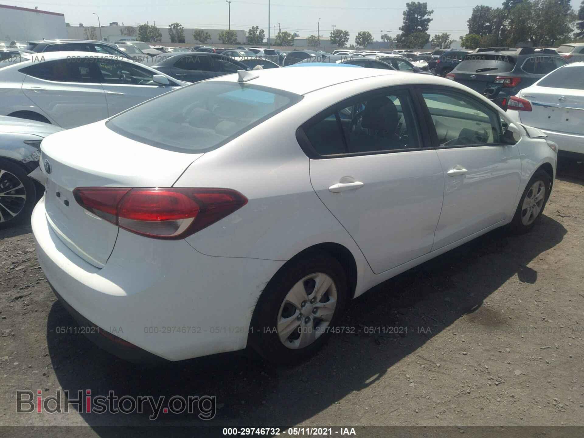 2017 KIA FORTE - VIN: 3KPFK4A77HE027626 - Фото 4