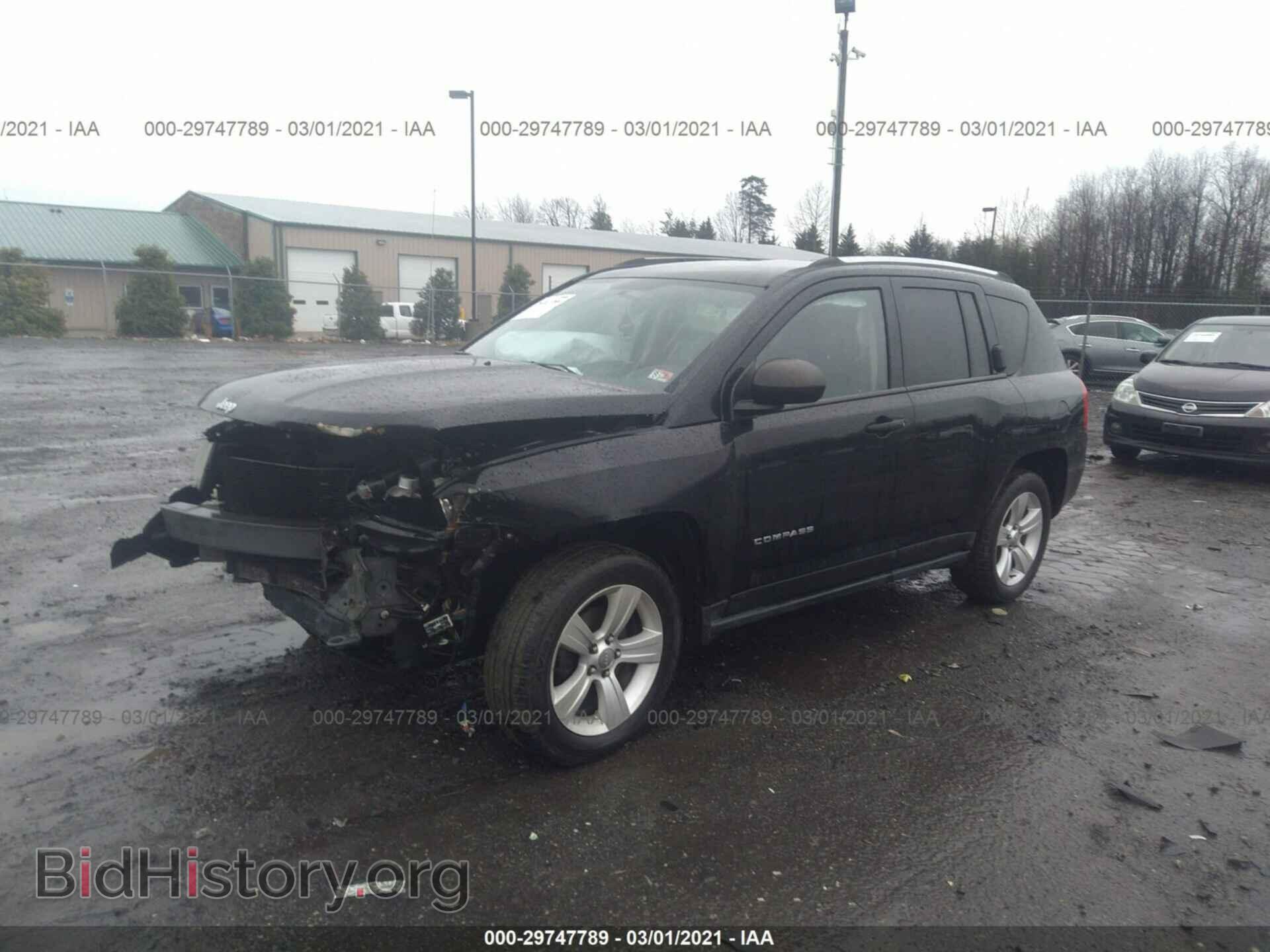 2013 JEEP COMPASS - VIN: 1C4NJDBB0DD271809 - Фото 2