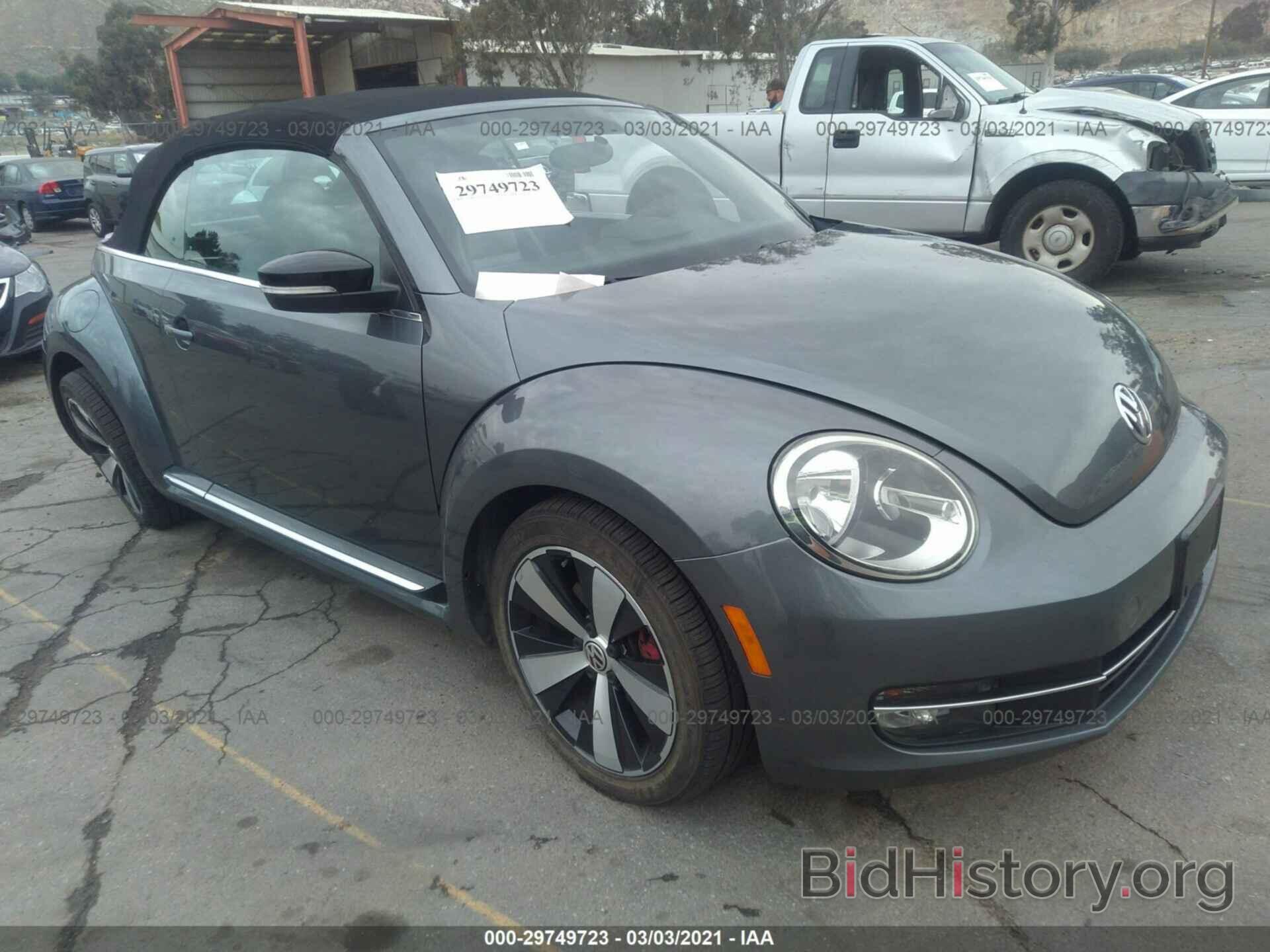 Photo 3VW7A7AT1DM803834 - VOLKSWAGEN BEETLE CONVERTIBLE 2013