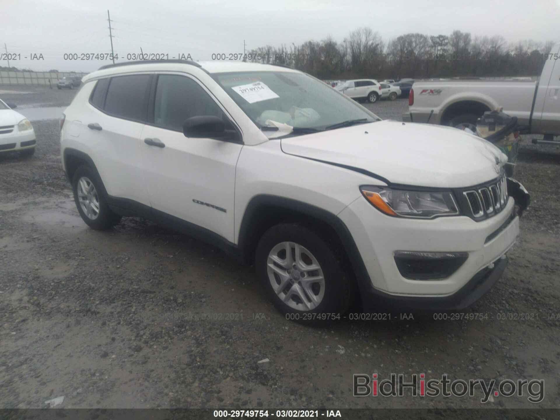 Photo 3C4NJCAB9KT834729 - JEEP COMPASS 2019