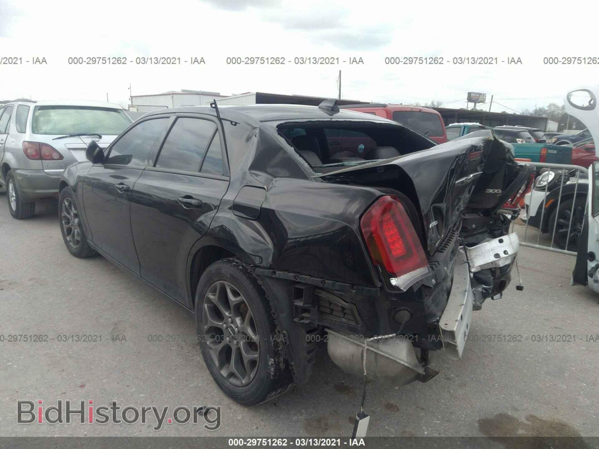 2016 CHRYSLER 300 - VIN: 2C3CCAGG0GH175954 - Фото 3