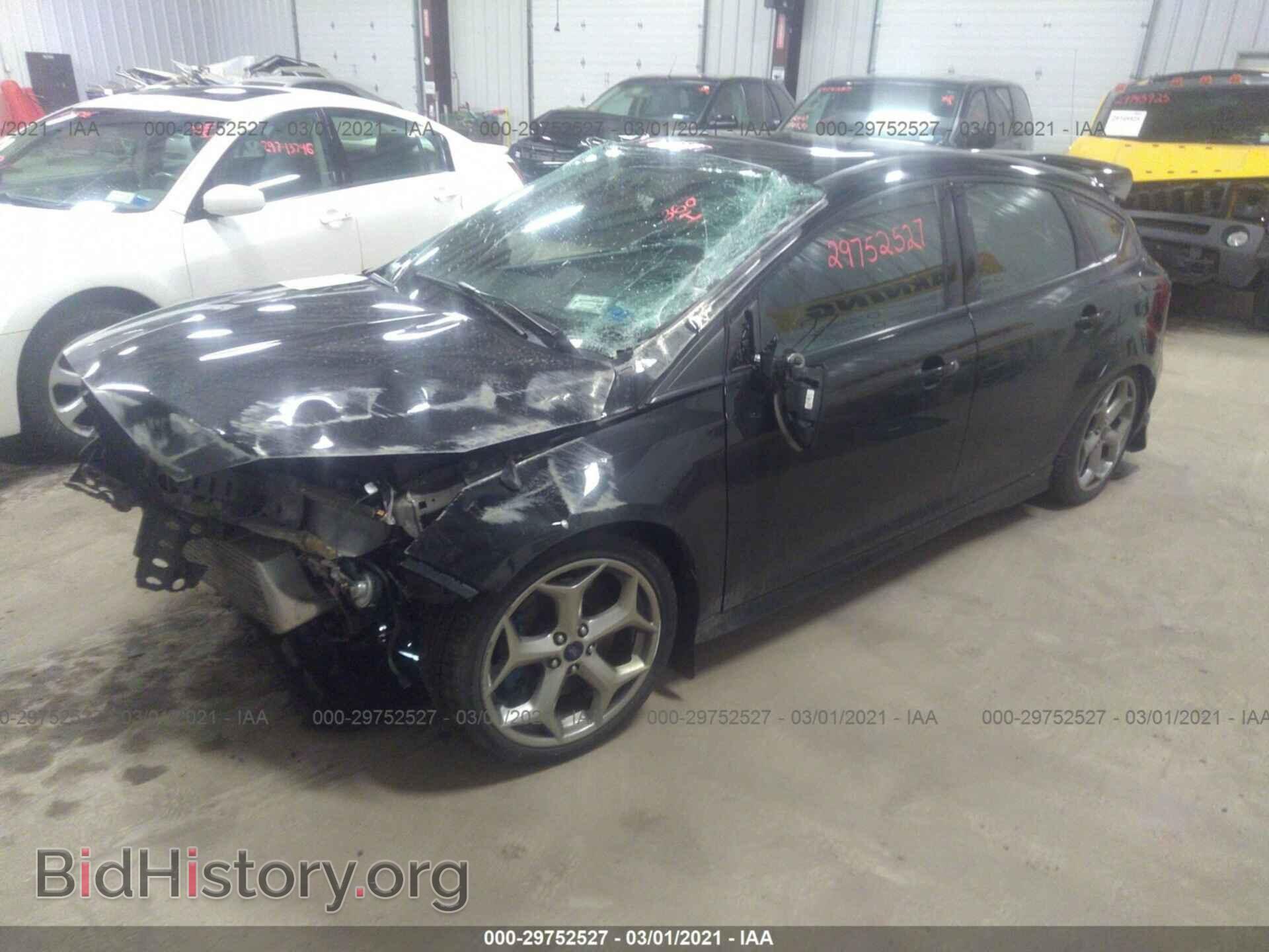 2015 FORD FOCUS - VIN: 1FADP3L96FL333647 - Photo 2