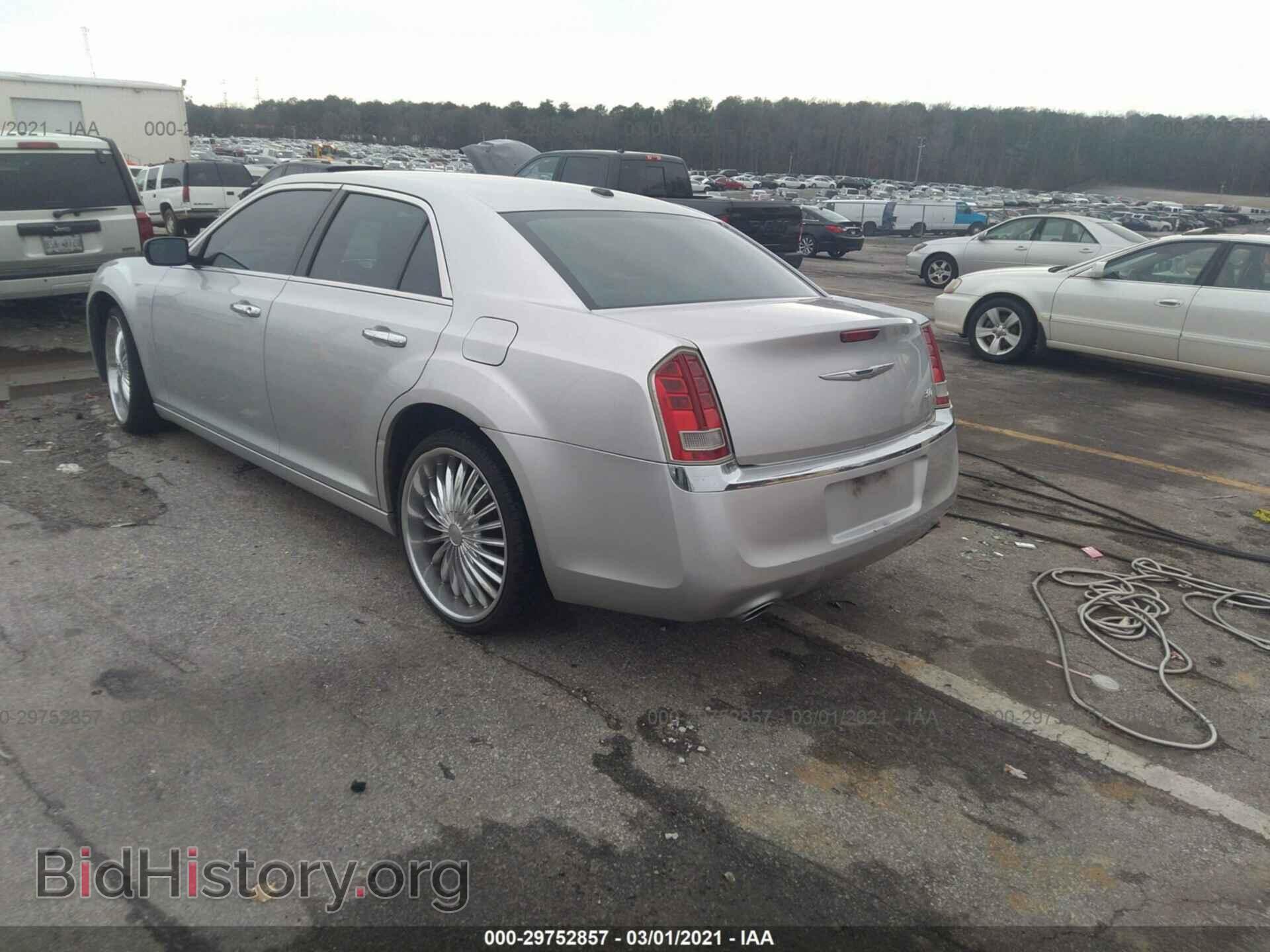 2012 CHRYSLER 300 - VIN: 2C3CCACG0CH221735 - Photo 3