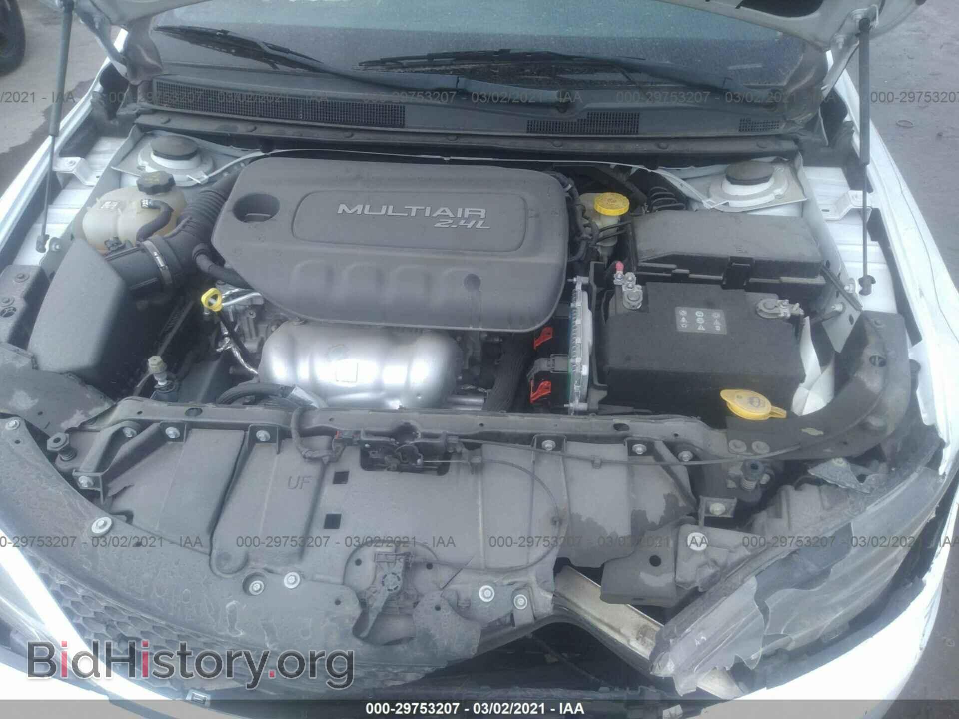 2015 CHRYSLER 200 - VIN: 1C3CCCAB3FN754645 - Photo 10