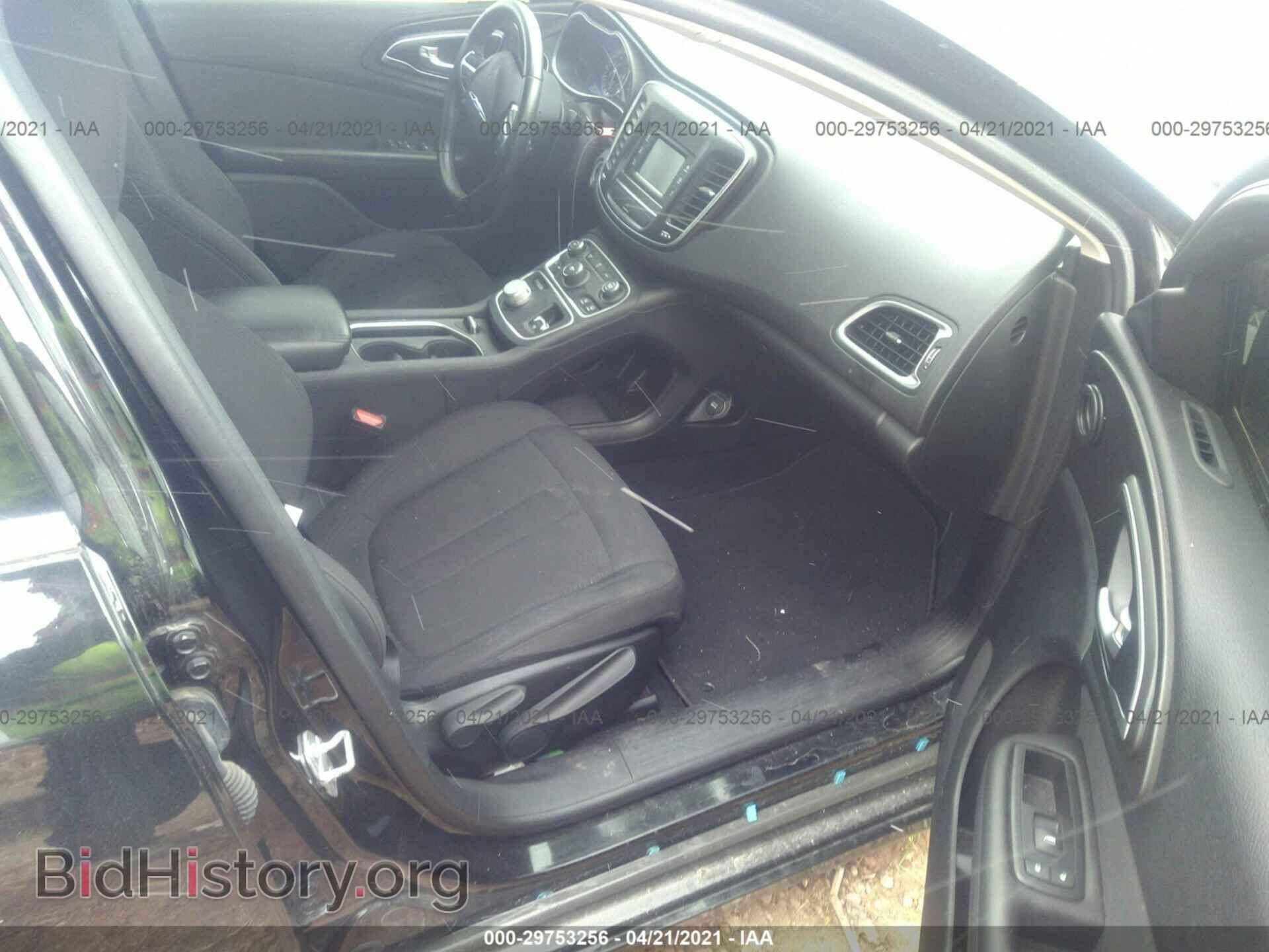 2016 CHRYSLER 200 - VIN: 1C3CCCFB2GN186298 - Photo 5