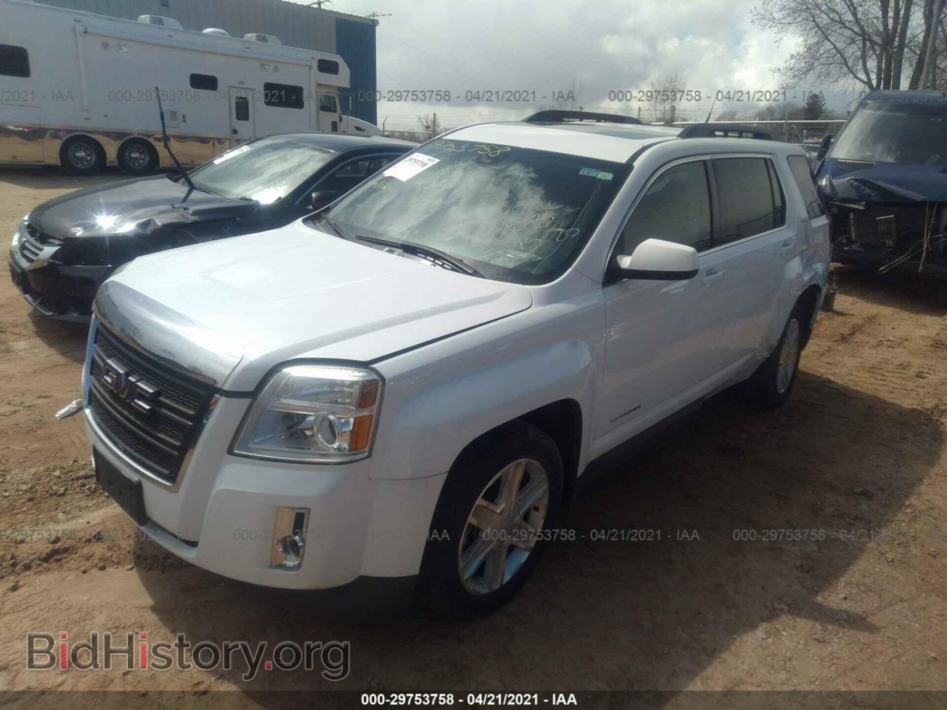 2011 GMC TERRAIN - VIN: 2CTFLTEC9B6284409 - Photo 2