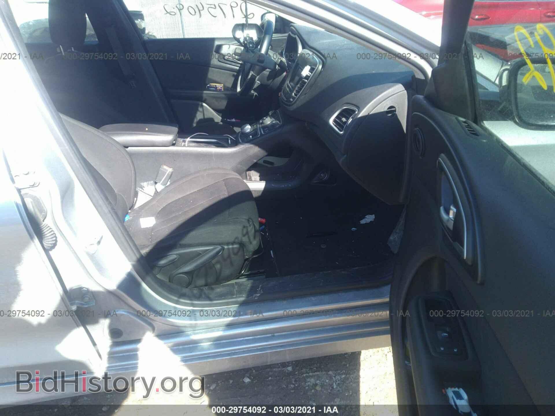 2017 CHRYSLER 200 - VIN: 1C3CCCFB7HN509164 - Photo 5