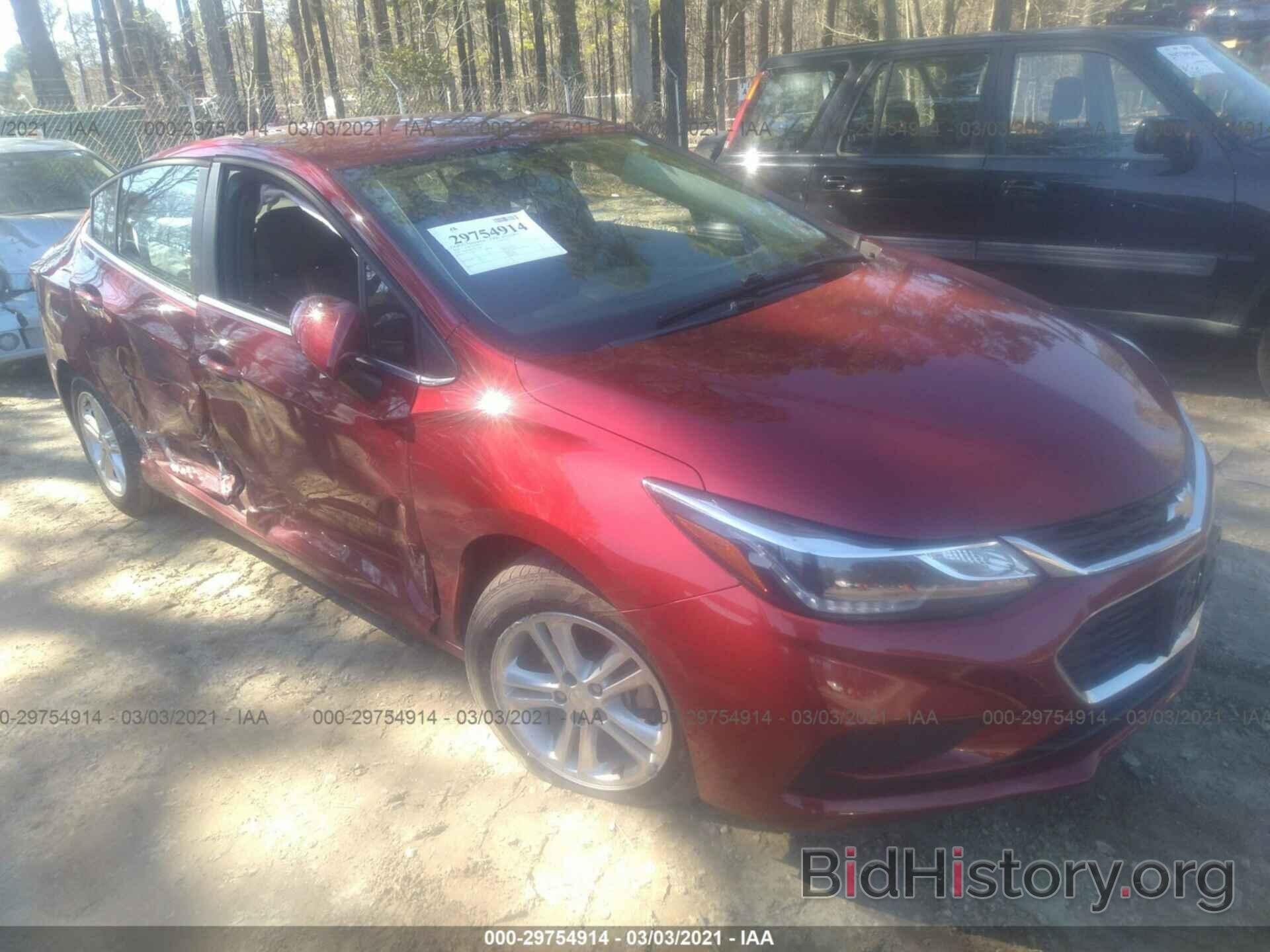 Photo 1G1BE5SM2J7171650 - CHEVROLET CRUZE 2018