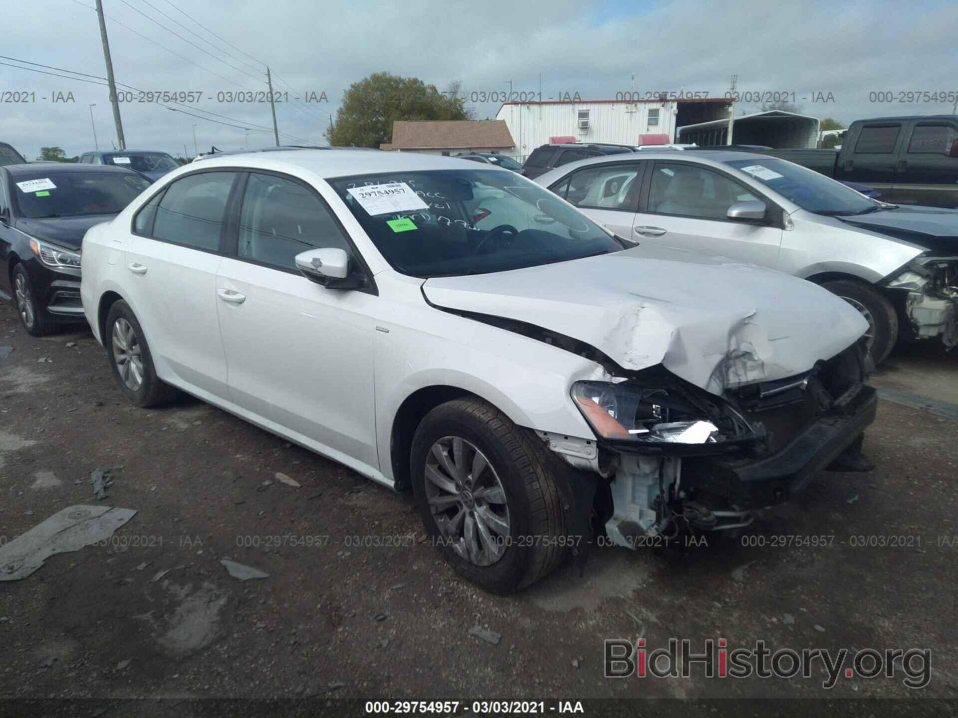 Photo 1VWAS7A33FC019131 - VOLKSWAGEN PASSAT 2015