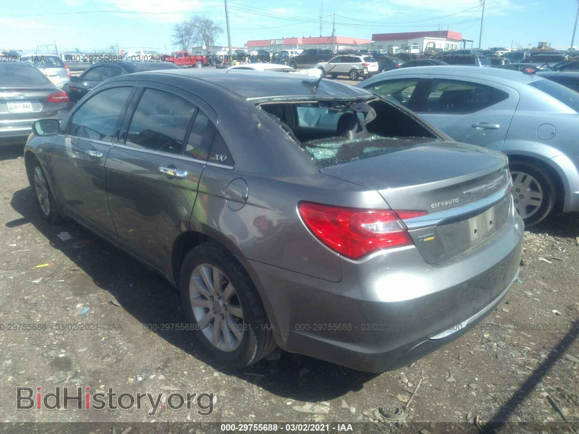 2013 CHRYSLER 200 - VIN: 1C3CCBCG0DN718850 - Photo 3