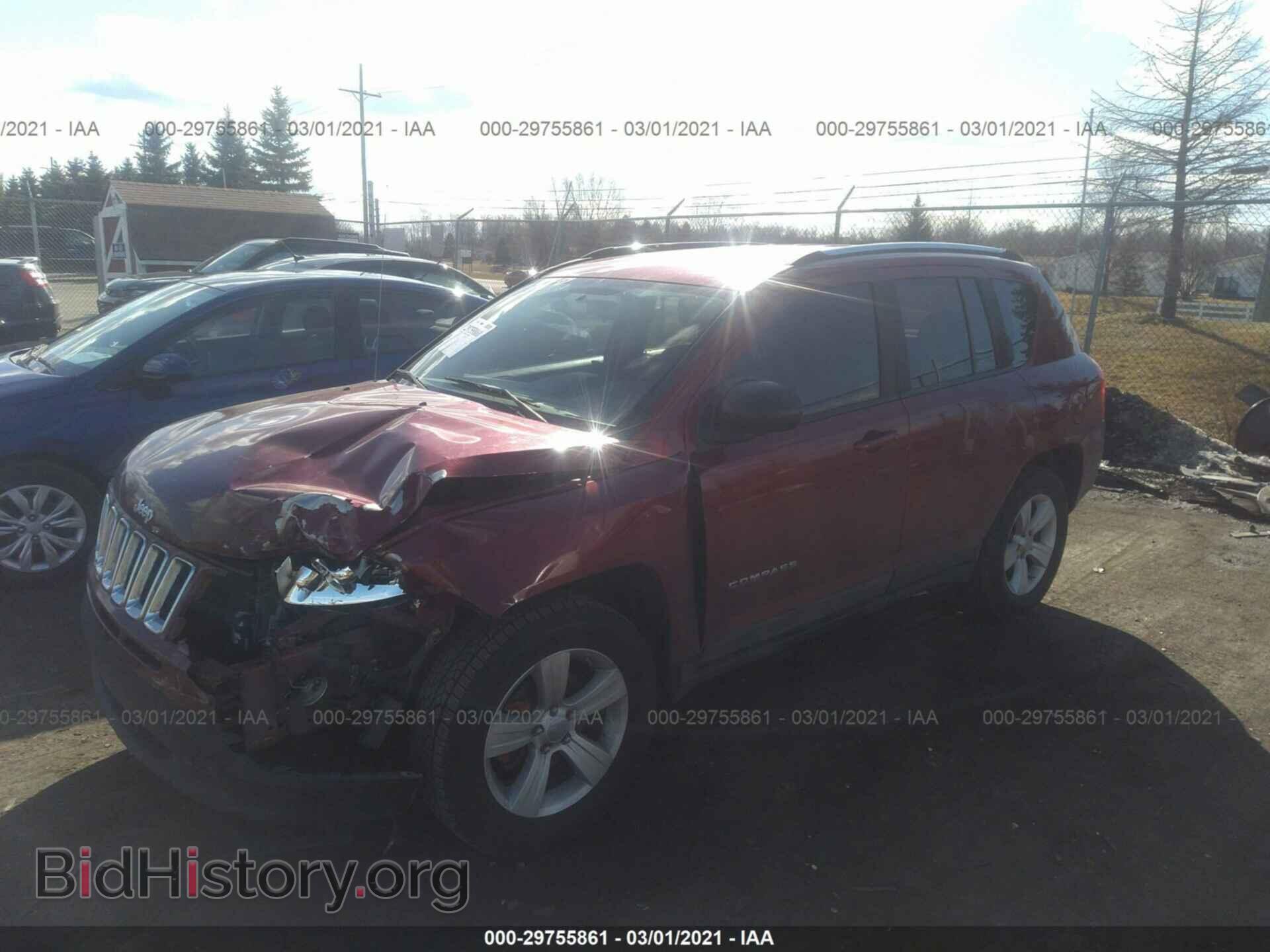 2011 JEEP COMPASS - VIN: 1J4NT1FAXBD137777 - Фото 2
