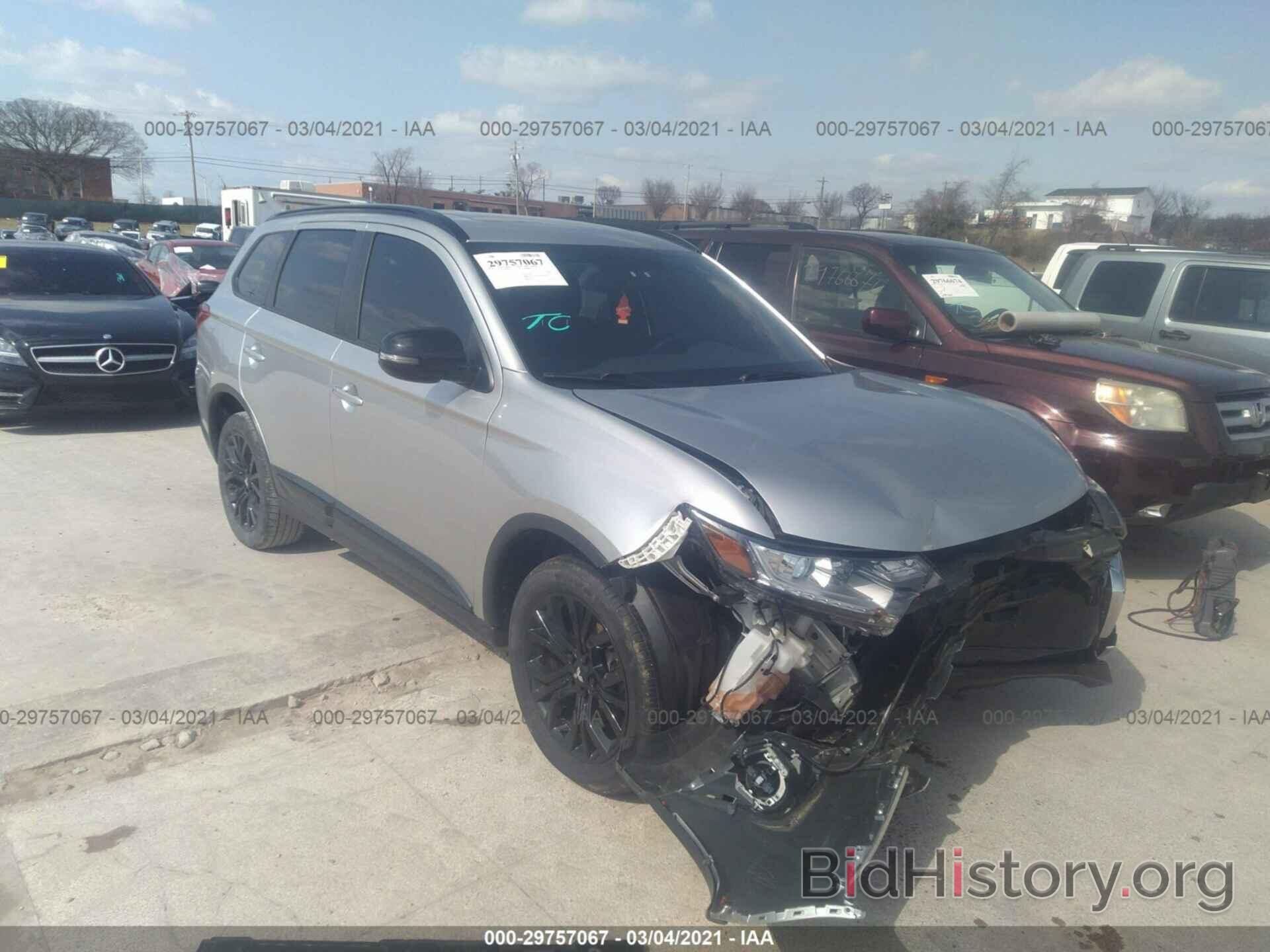 Photo JA4AZ3A37JZ049501 - MITSUBISHI OUTLANDER 2018