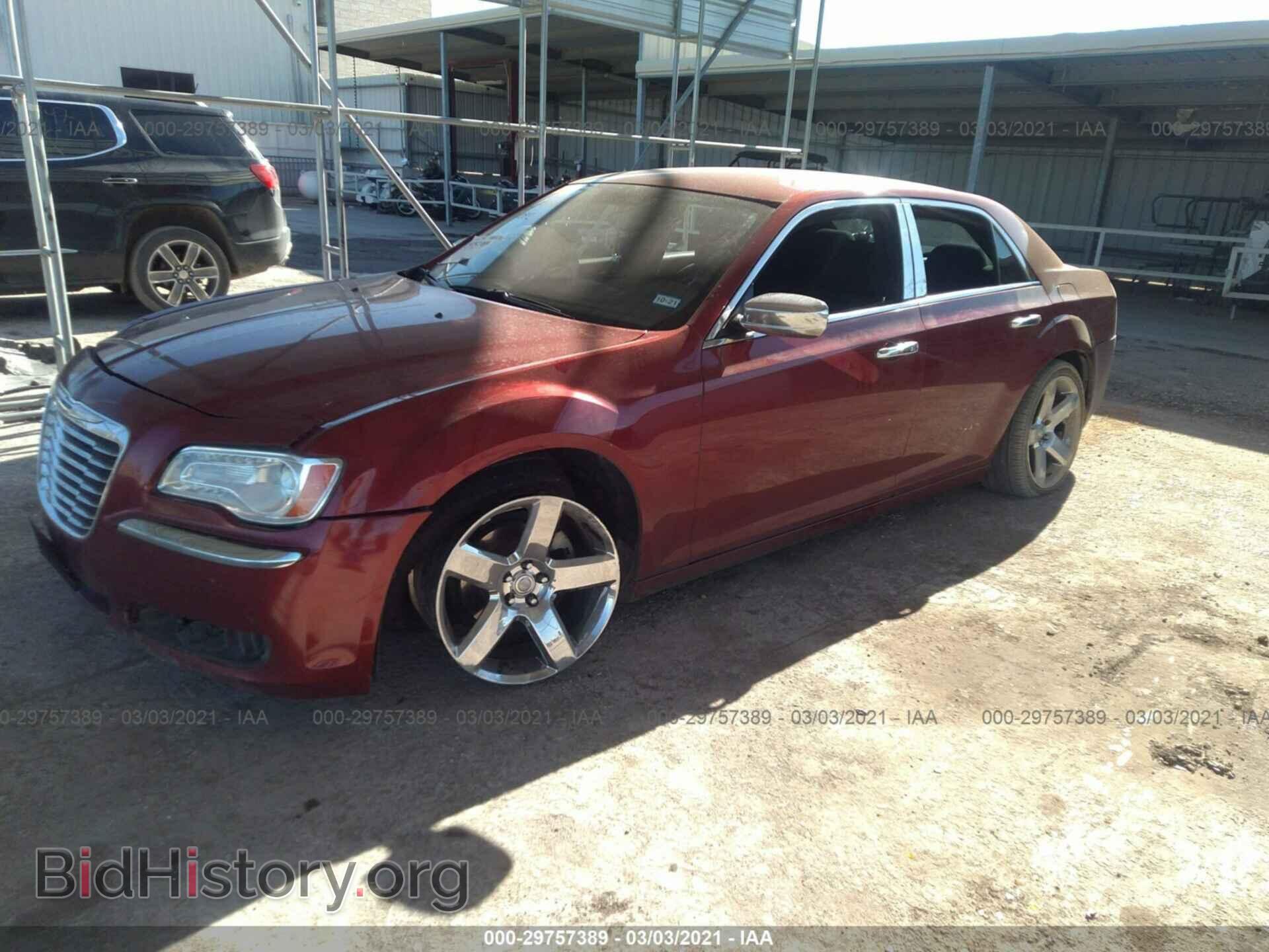 2012 CHRYSLER 300 - VIN: 2C3CCAAG4CH238072 - Фото 2
