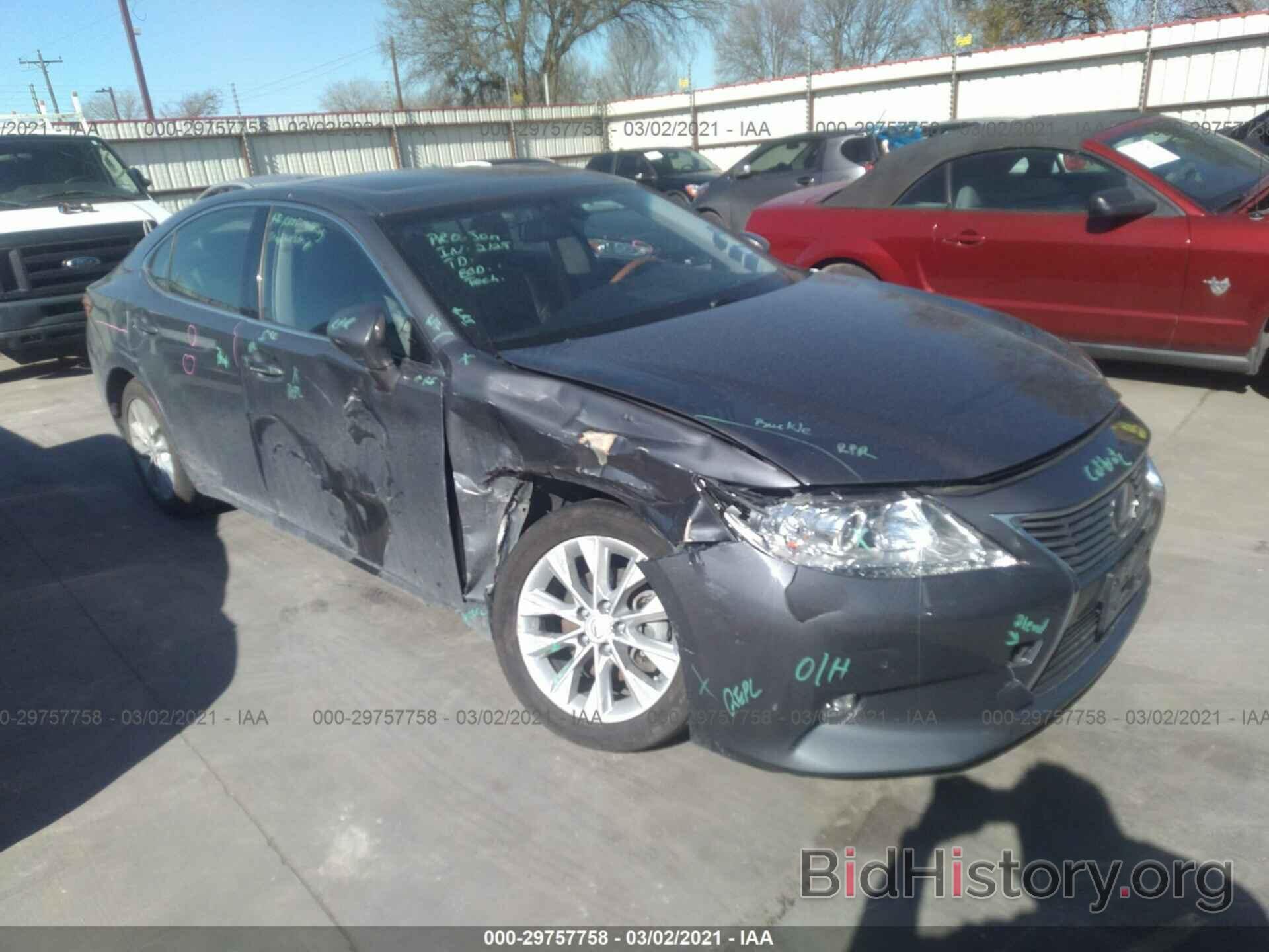 Photo JTHBW1GG6E2044661 - LEXUS ES 300H 2014