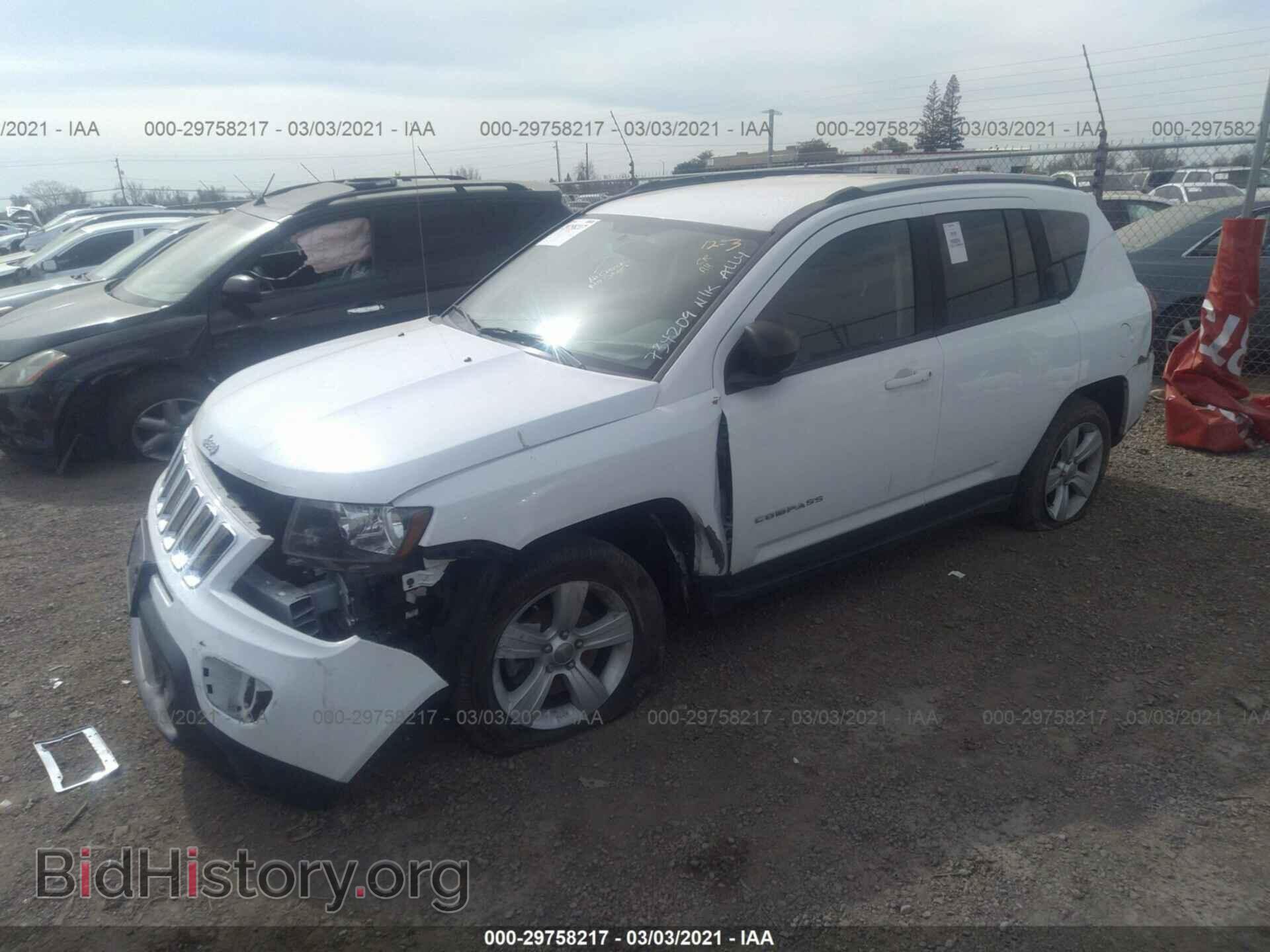 2016 JEEP COMPASS - VIN: 1C4NJCBA5GD734209 - Фото 2