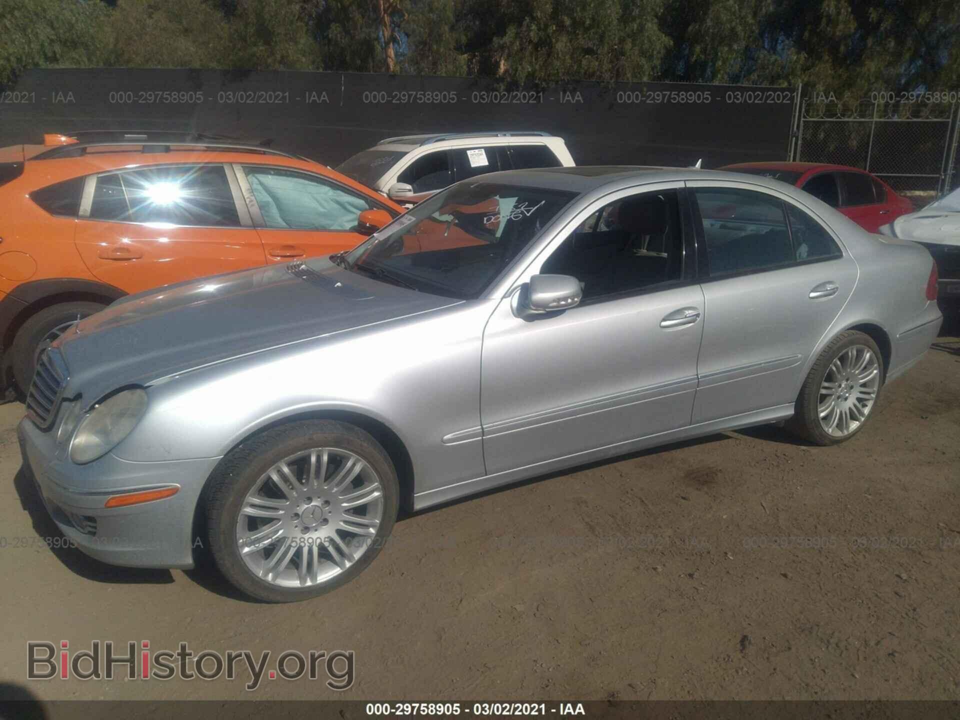 2007 MERCEDES-BENZ E-CLASS - VIN: WDBUF56X77B171679 - Фото 2