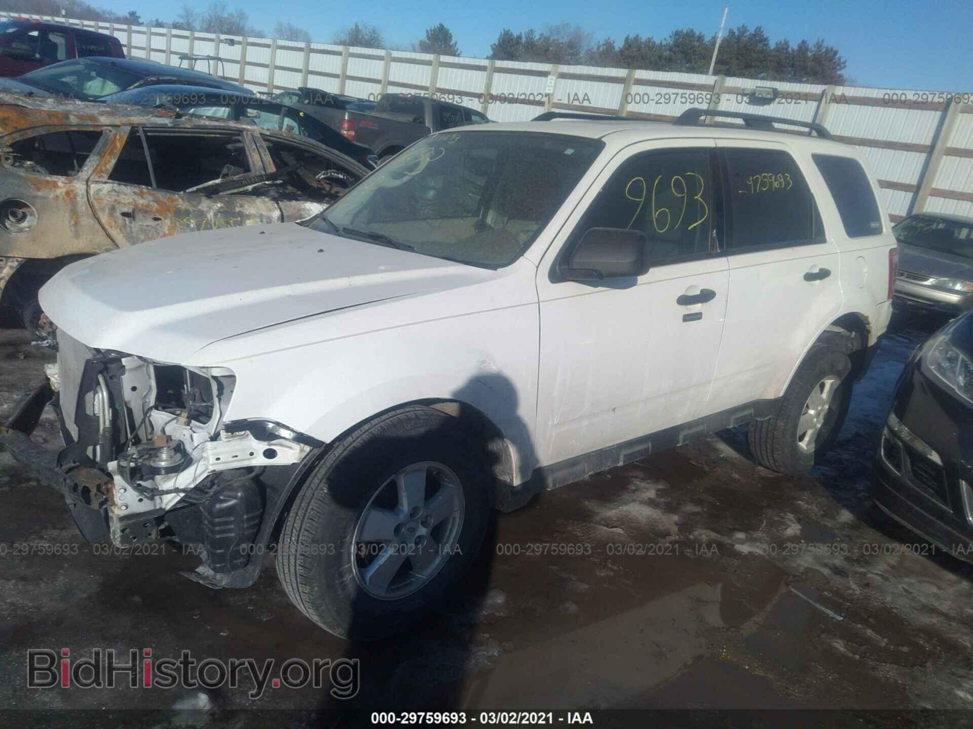 2012 FORD ESCAPE - VIN: 1FMCU0D74CKA44175 - Photo 2