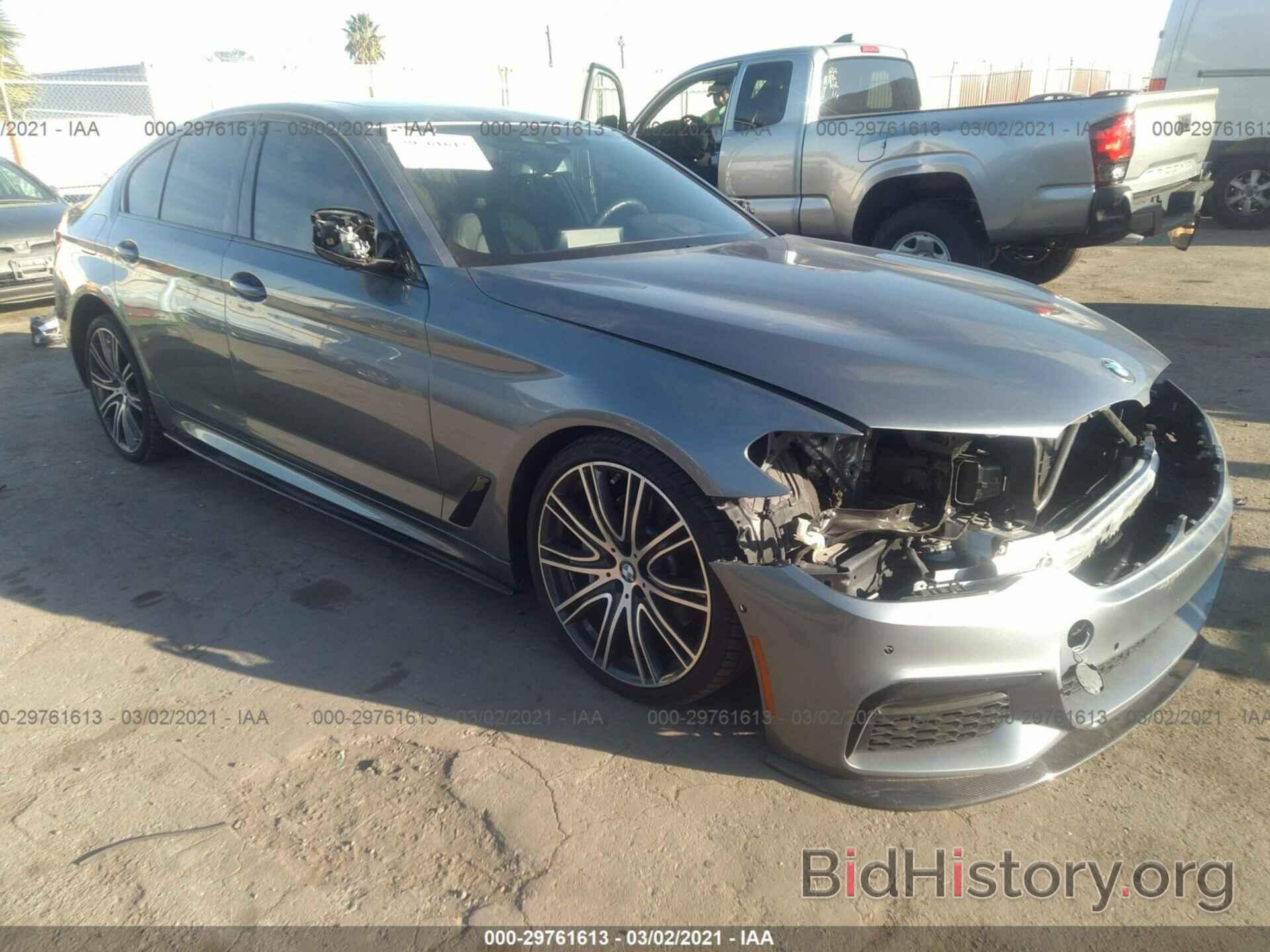 Photo WBAJE5C57KBM76857 - BMW 5 SERIES 2019