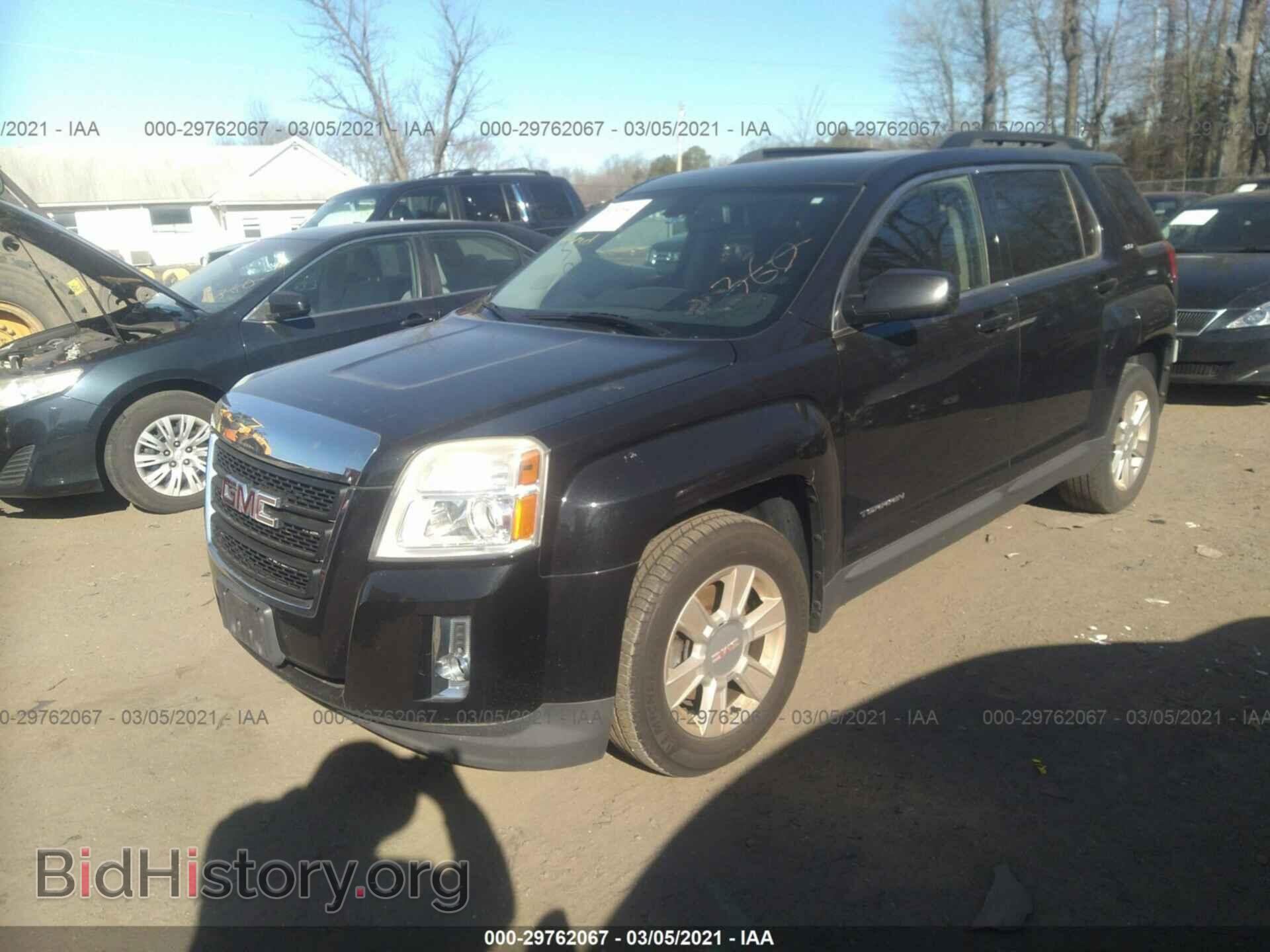 2010 GMC TERRAIN - VIN: 2CTALDEW2A6225694 - Photo 2