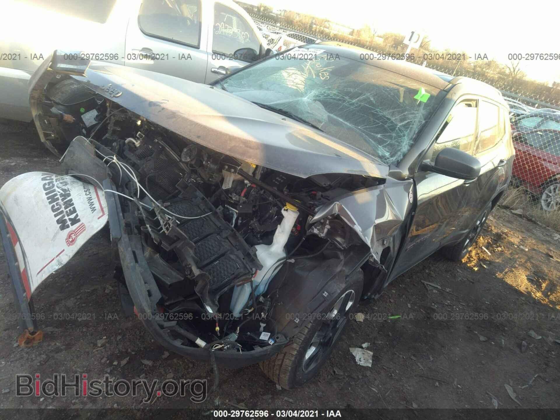 2017 JEEP COMPASS - VIN: 3C4NJDDB5HT641133 - Фото 2