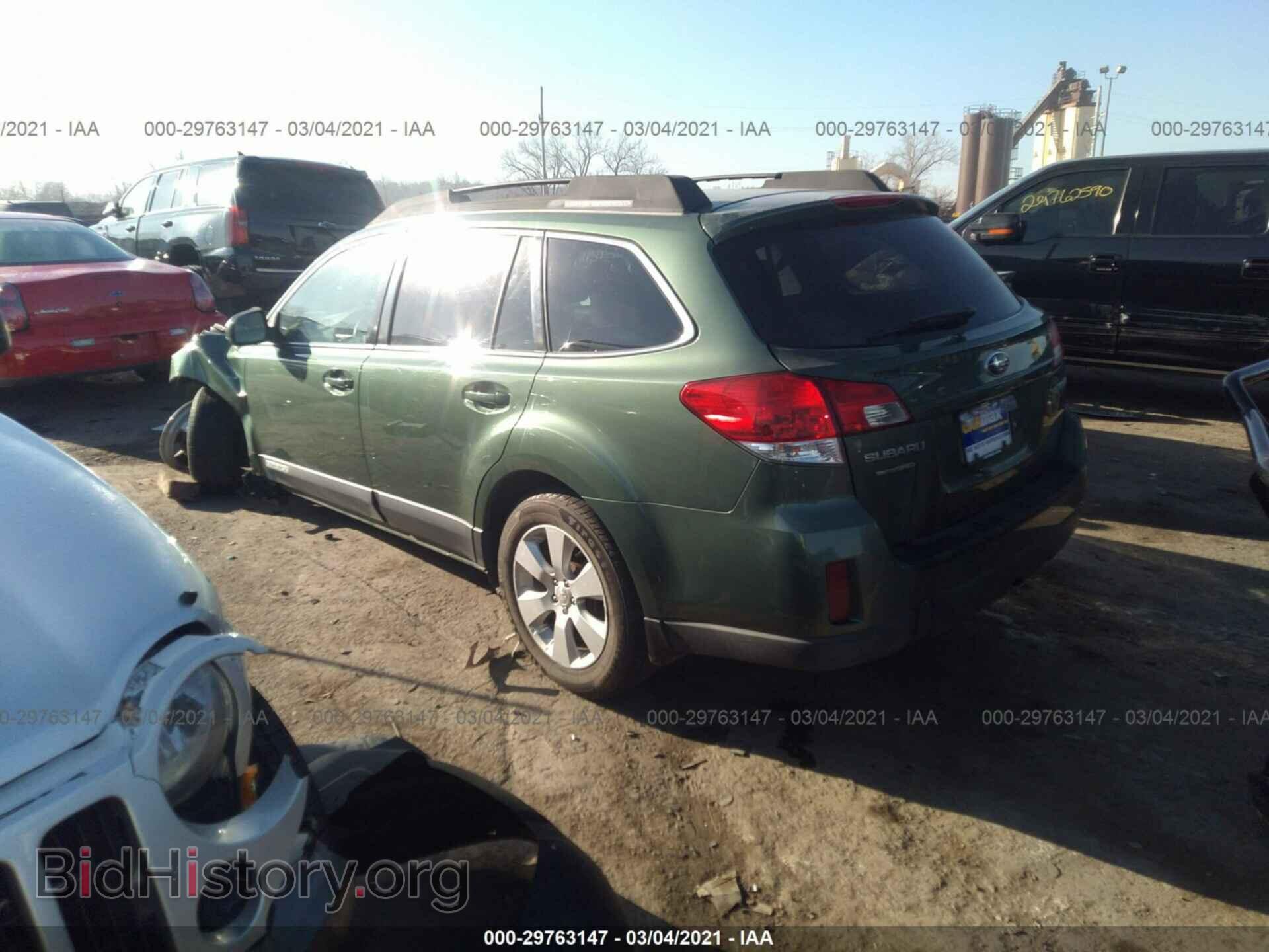 2011 SUBARU OUTBACK - VIN: 4S4BRCCC4B3380558 - Фото 3
