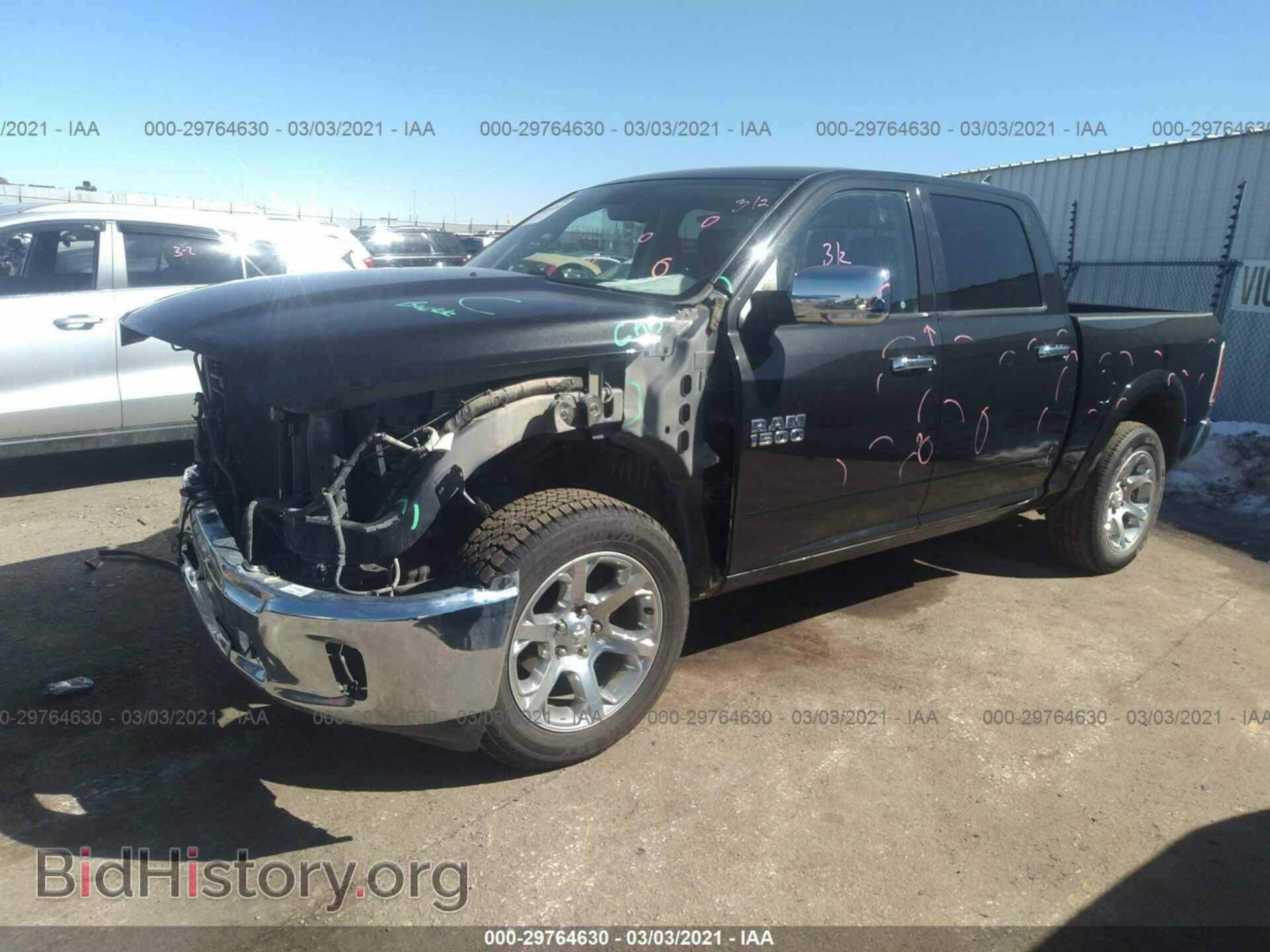 2017 RAM 1500 - VIN: 1C6RR7NT5HS581978 - Фото 2