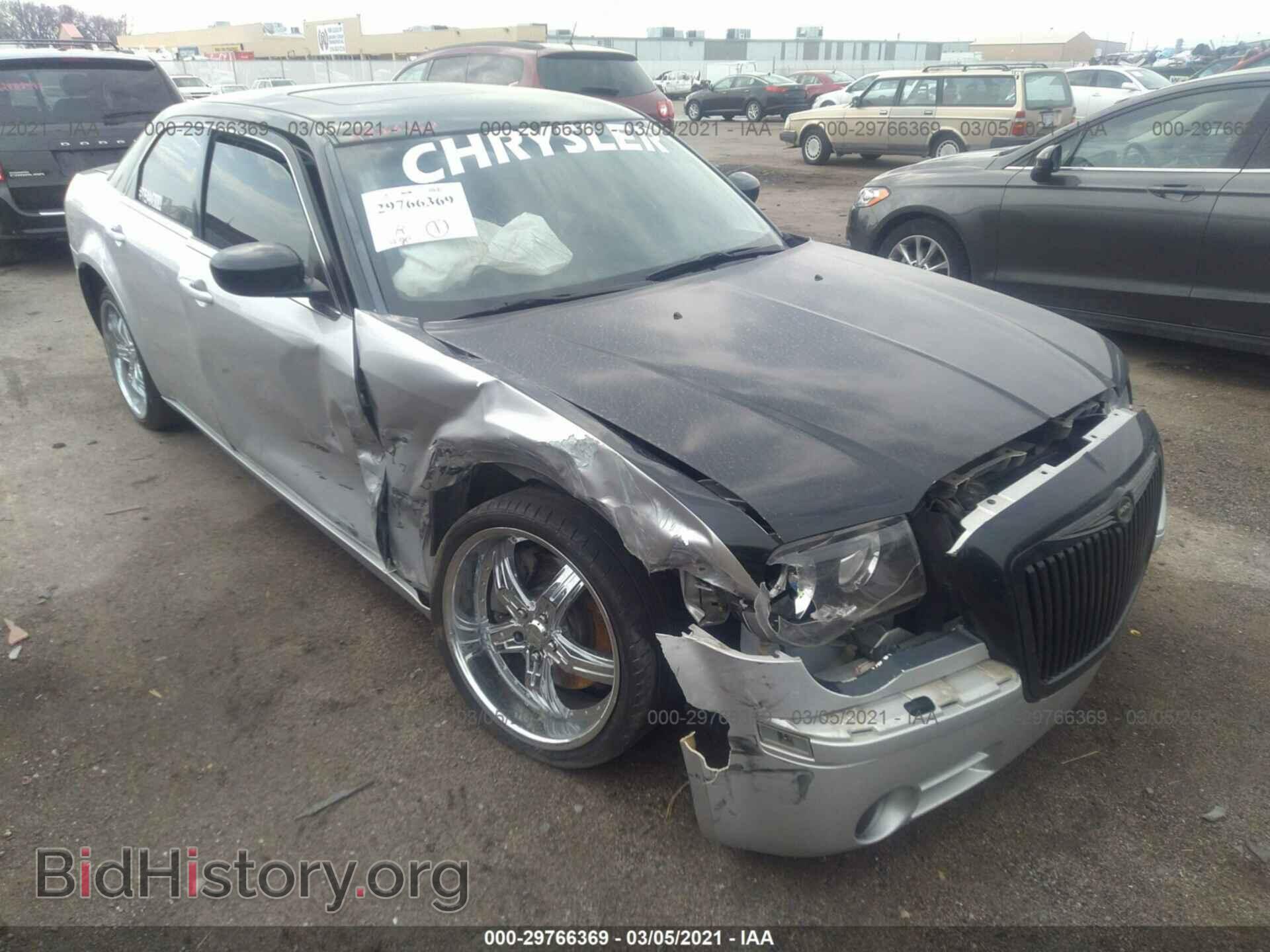 Photo 2C3CA2CV4AH262330 - CHRYSLER 300 2010