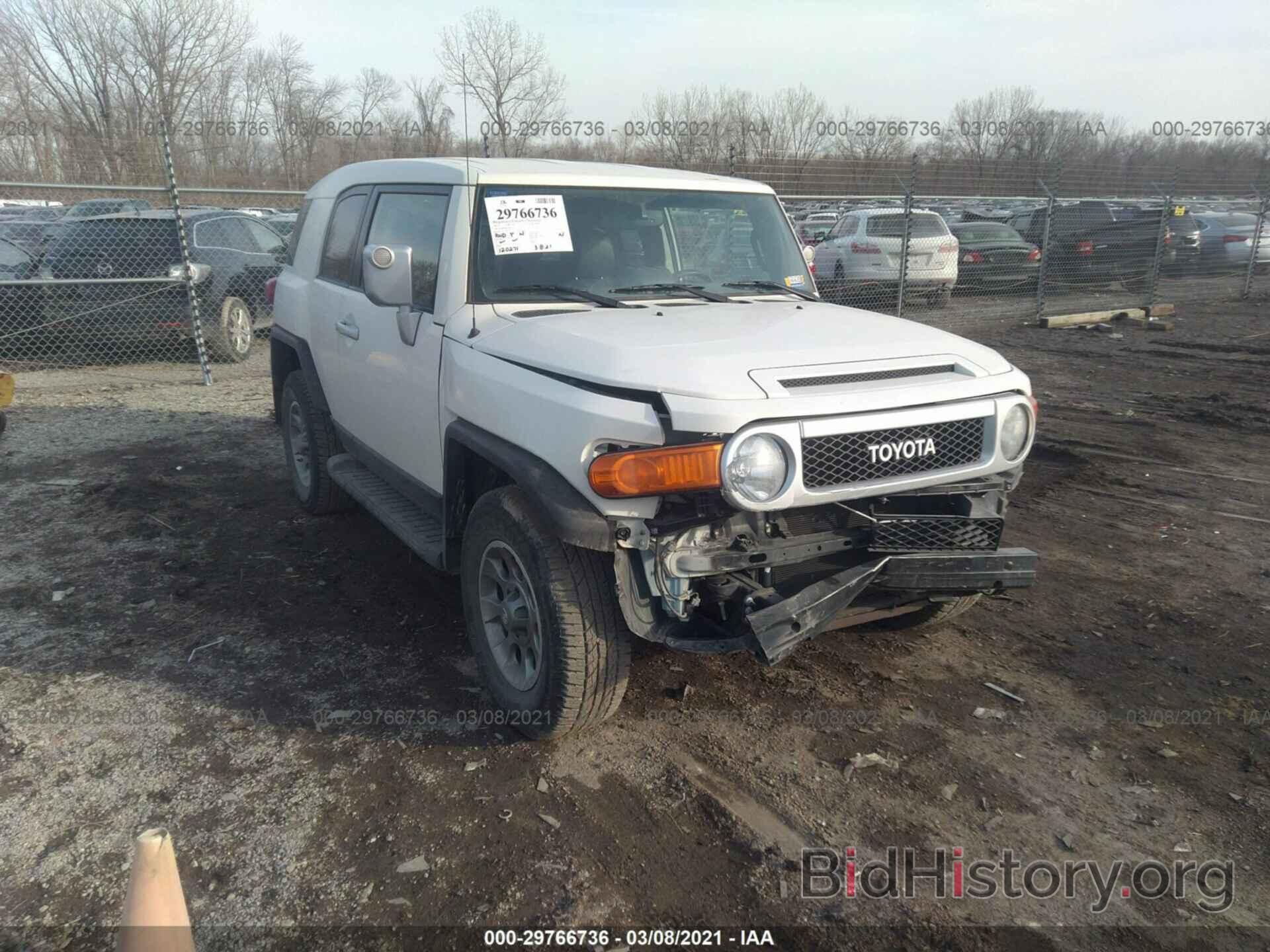 Фотография JTEBU4BF4DK153539 - TOYOTA FJ CRUISER 2013