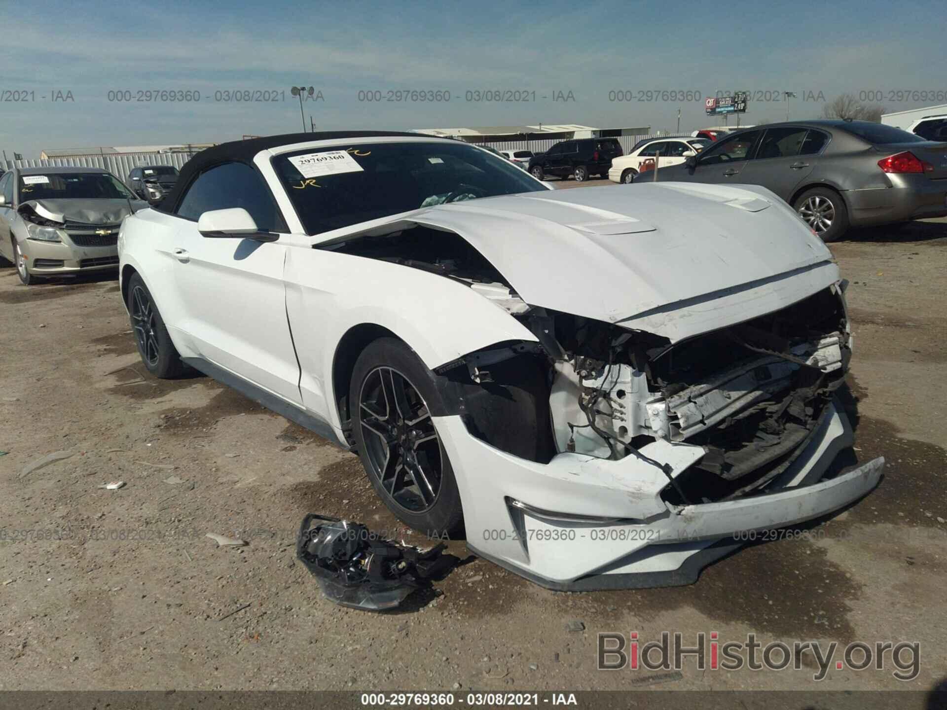 Photo 1FATP8UH9J5132448 - FORD MUSTANG 2018