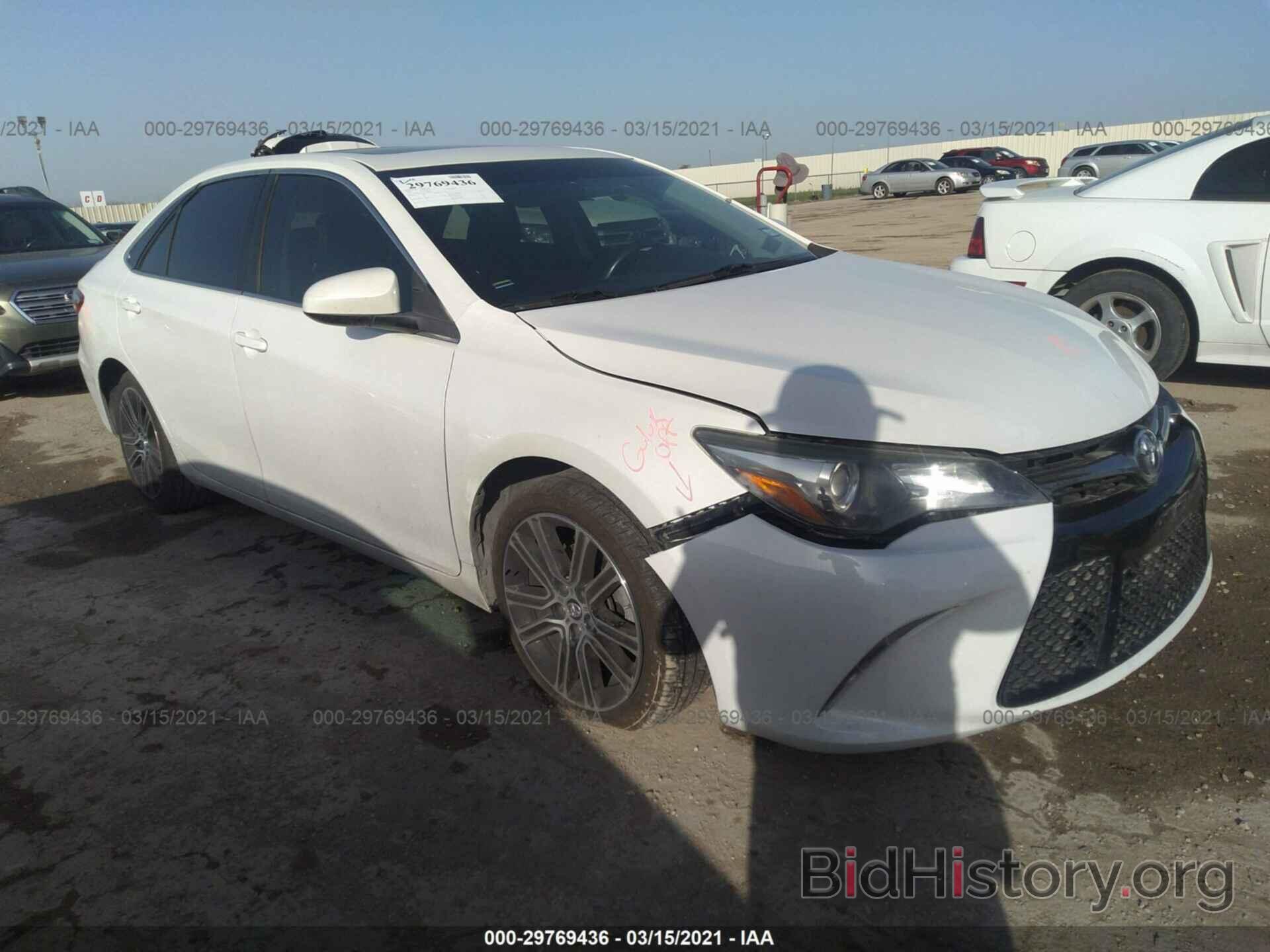 Photo 4T1BF1FK1GU188614 - TOYOTA CAMRY 2016