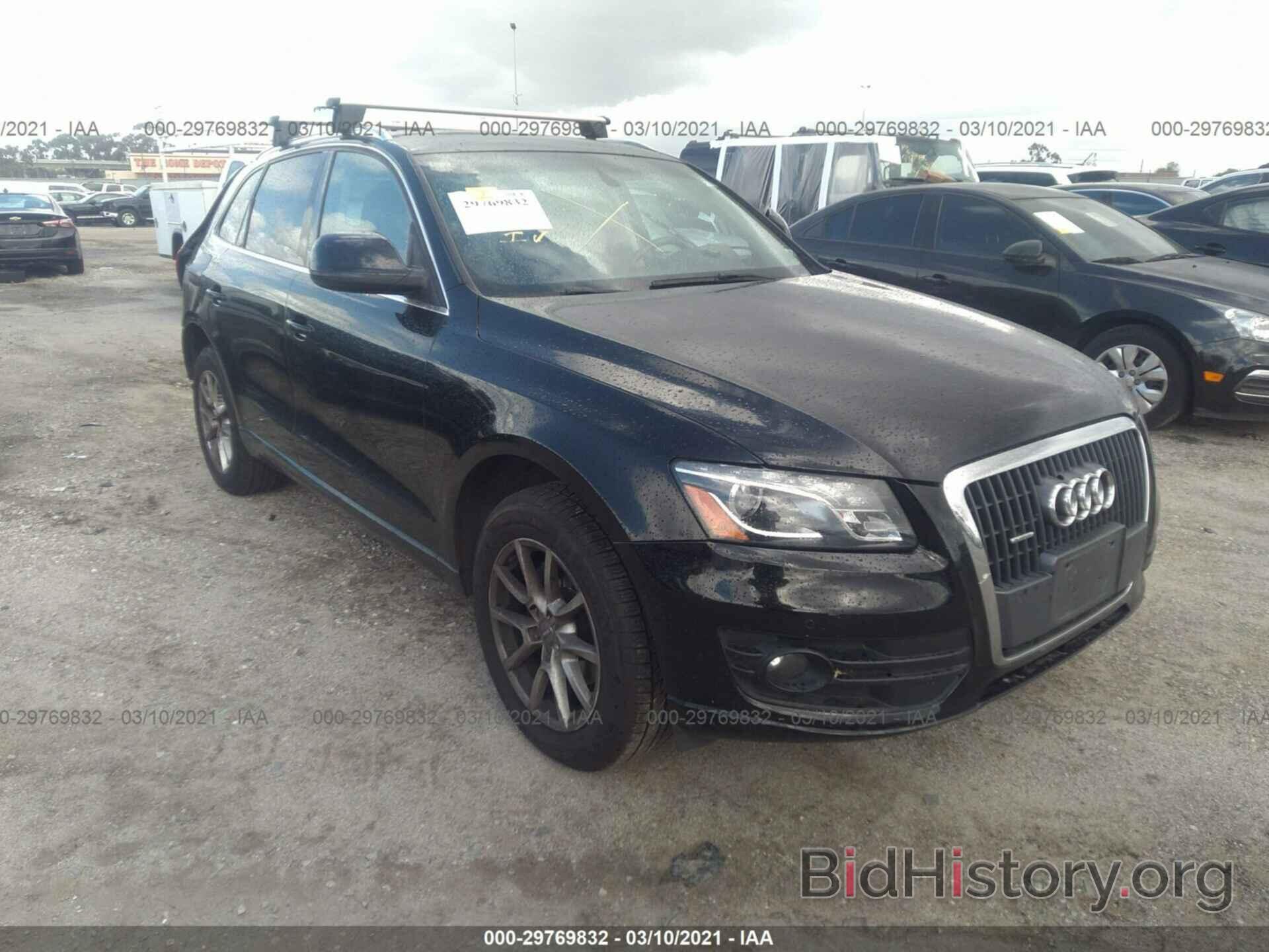 Фотография WA1LFAFP8BA022017 - AUDI Q5 2011