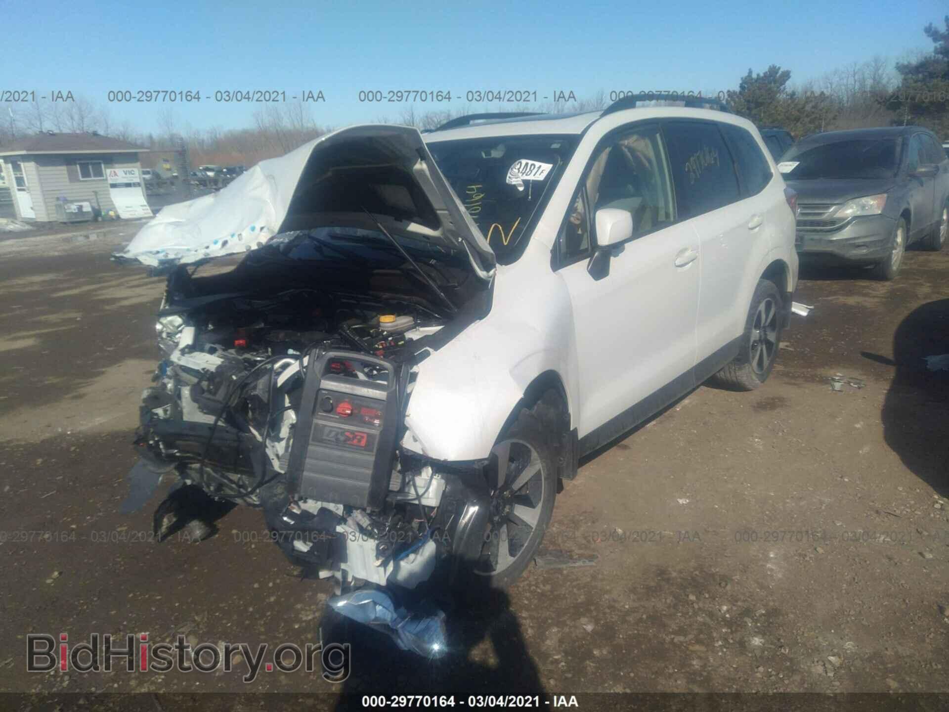 2017 SUBARU FORESTER - VIN: JF2SJAGC9HH552994 - Фото 2