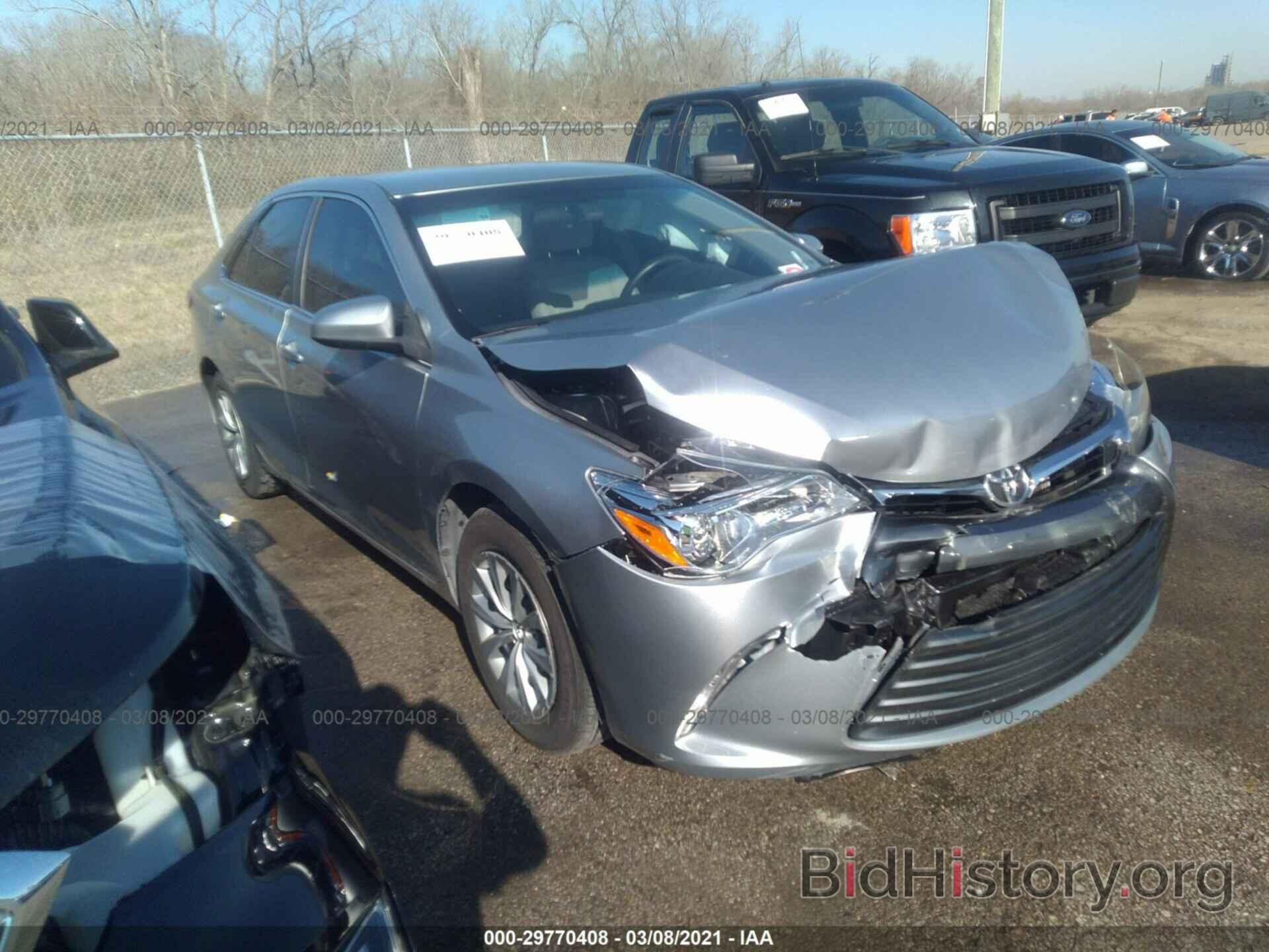 Photo 4T4BF1FK2FR475805 - TOYOTA CAMRY 2015