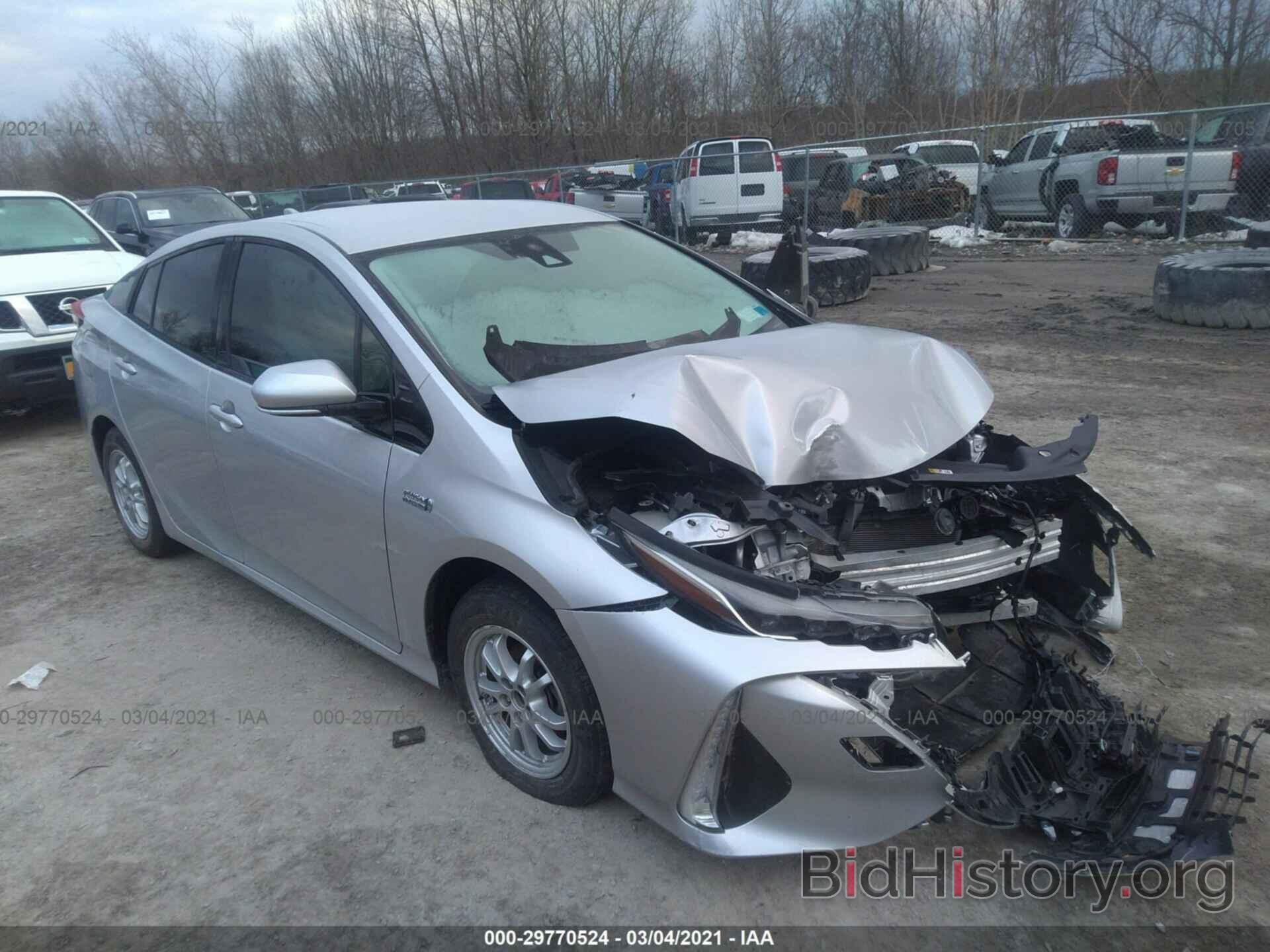 Photo JTDKARFP2H3039990 - TOYOTA PRIUS PRIME 2017