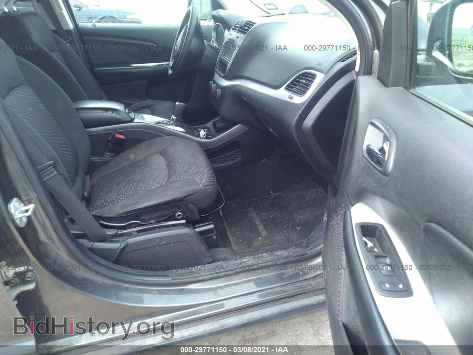 2016 DODGE JOURNEY - VIN: 3C4PDCBG2GT126856 - Фото 5