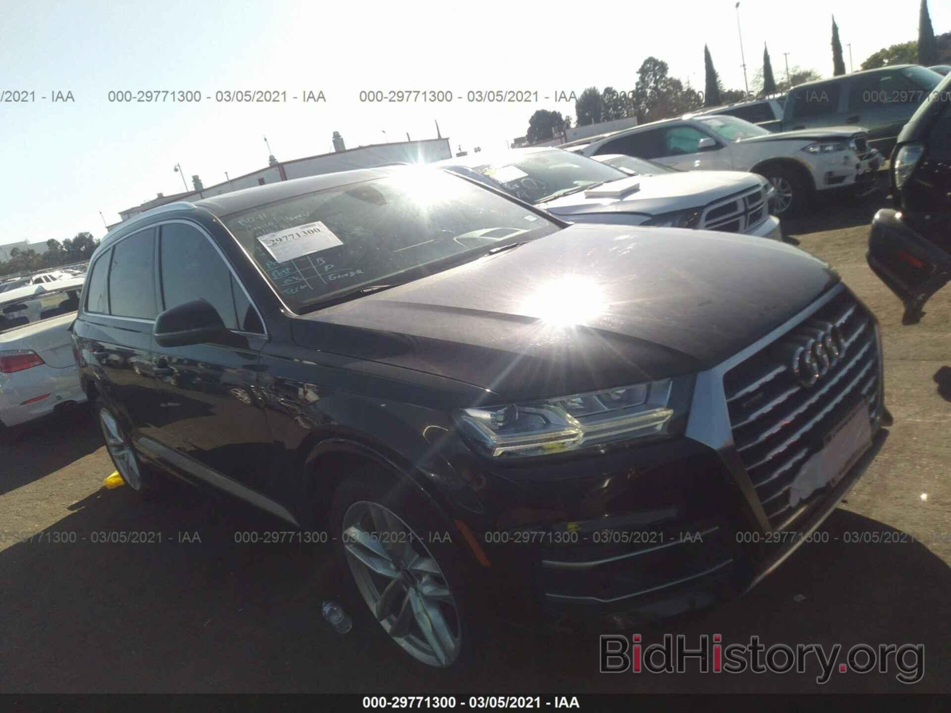 Photo WA1VAAF72HD020908 - AUDI Q7 2017