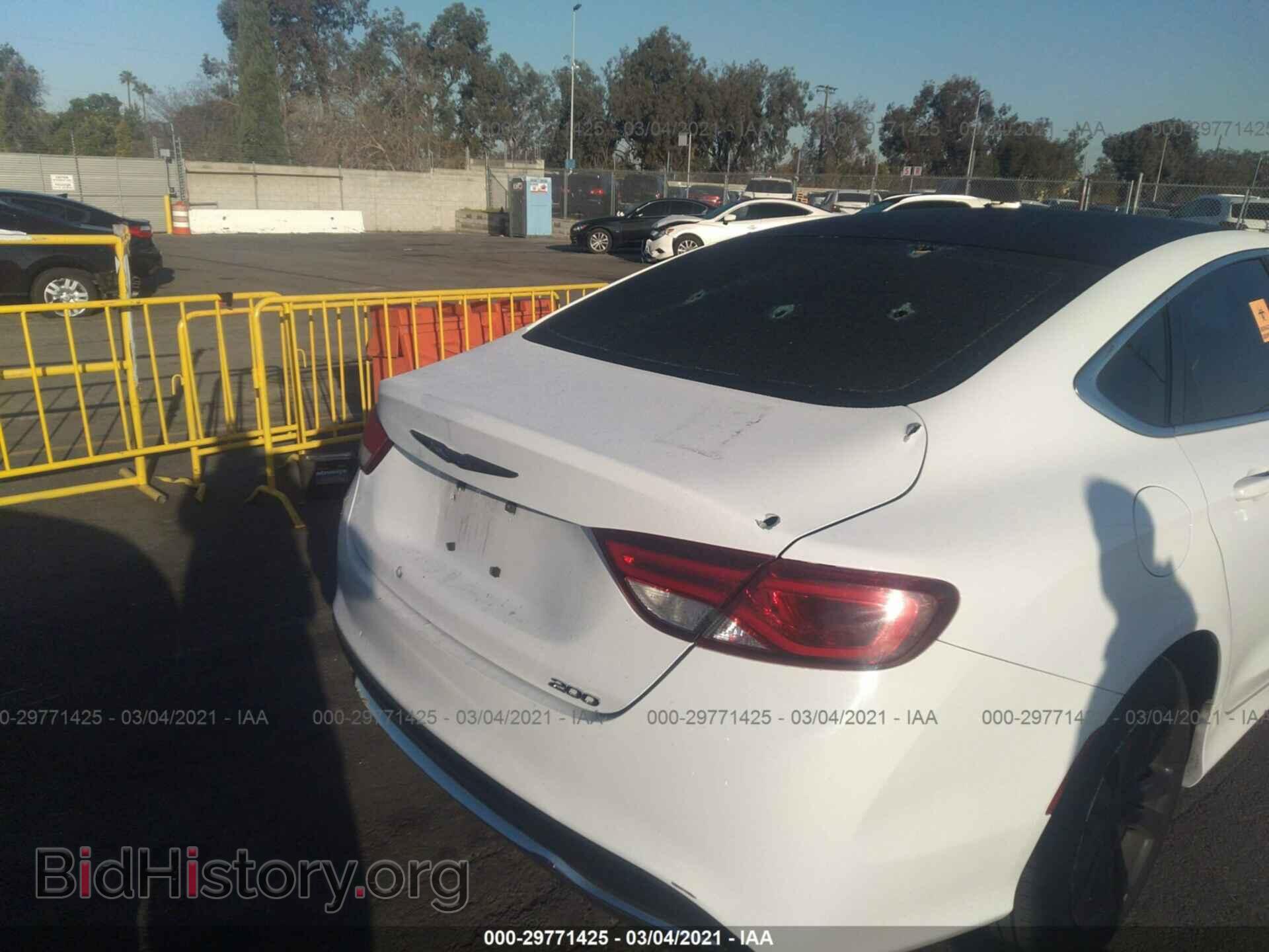 2016 CHRYSLER 200 - VIN: 1C3CCCABXGN174469 - Фото 6