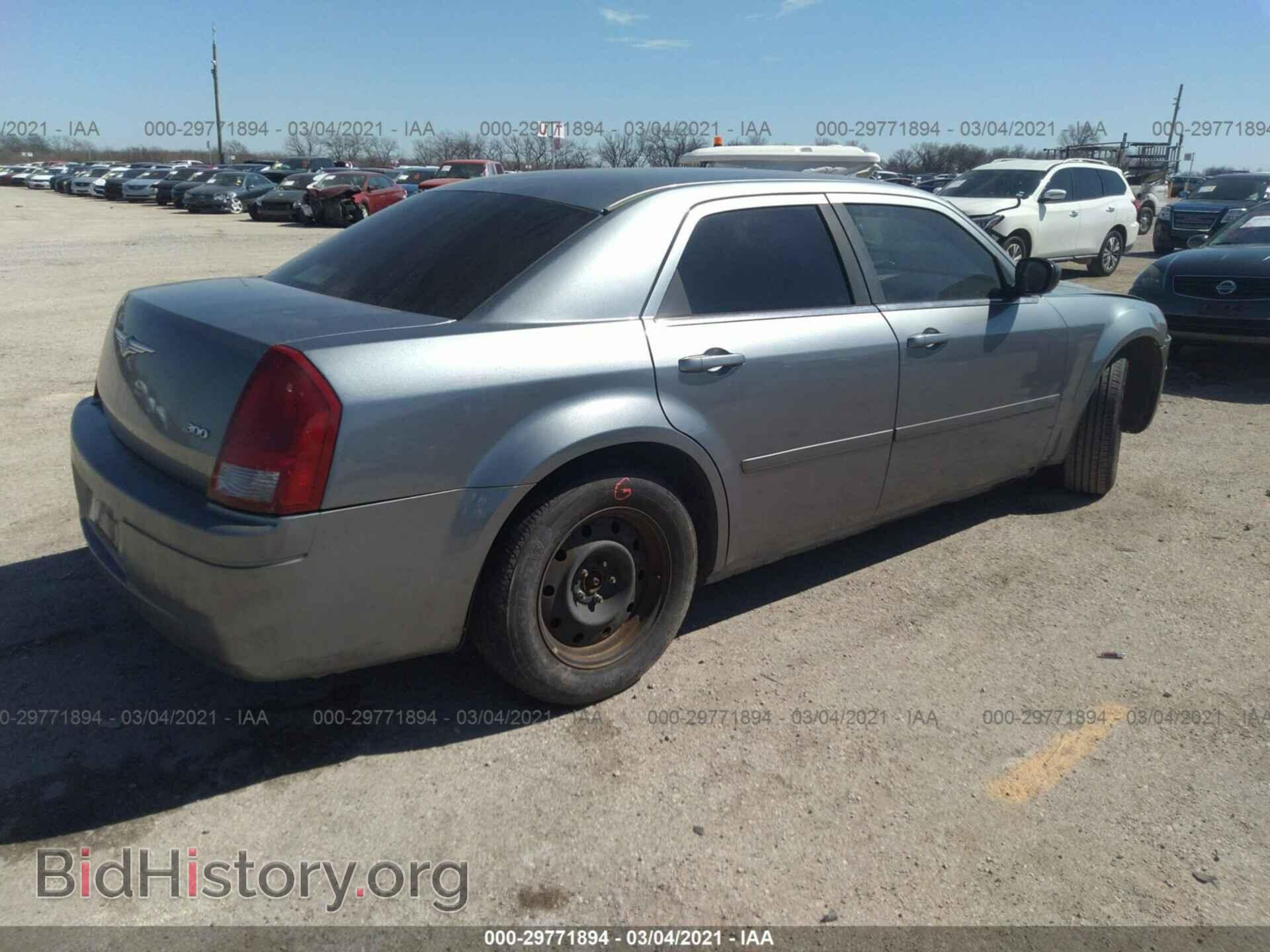2006 CHRYSLER 300 - VIN: 2C3LA43R16H445173 - Фото 4