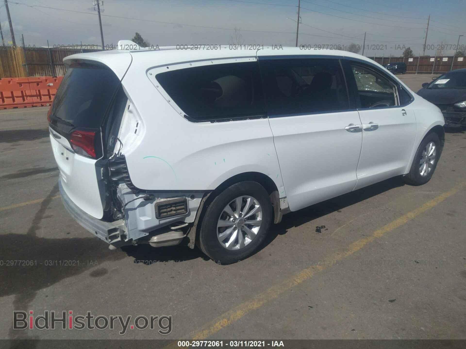 2018 CHRYSLER PACIFICA - VIN: 2C4RC1FG2JR278866 - Фото 4