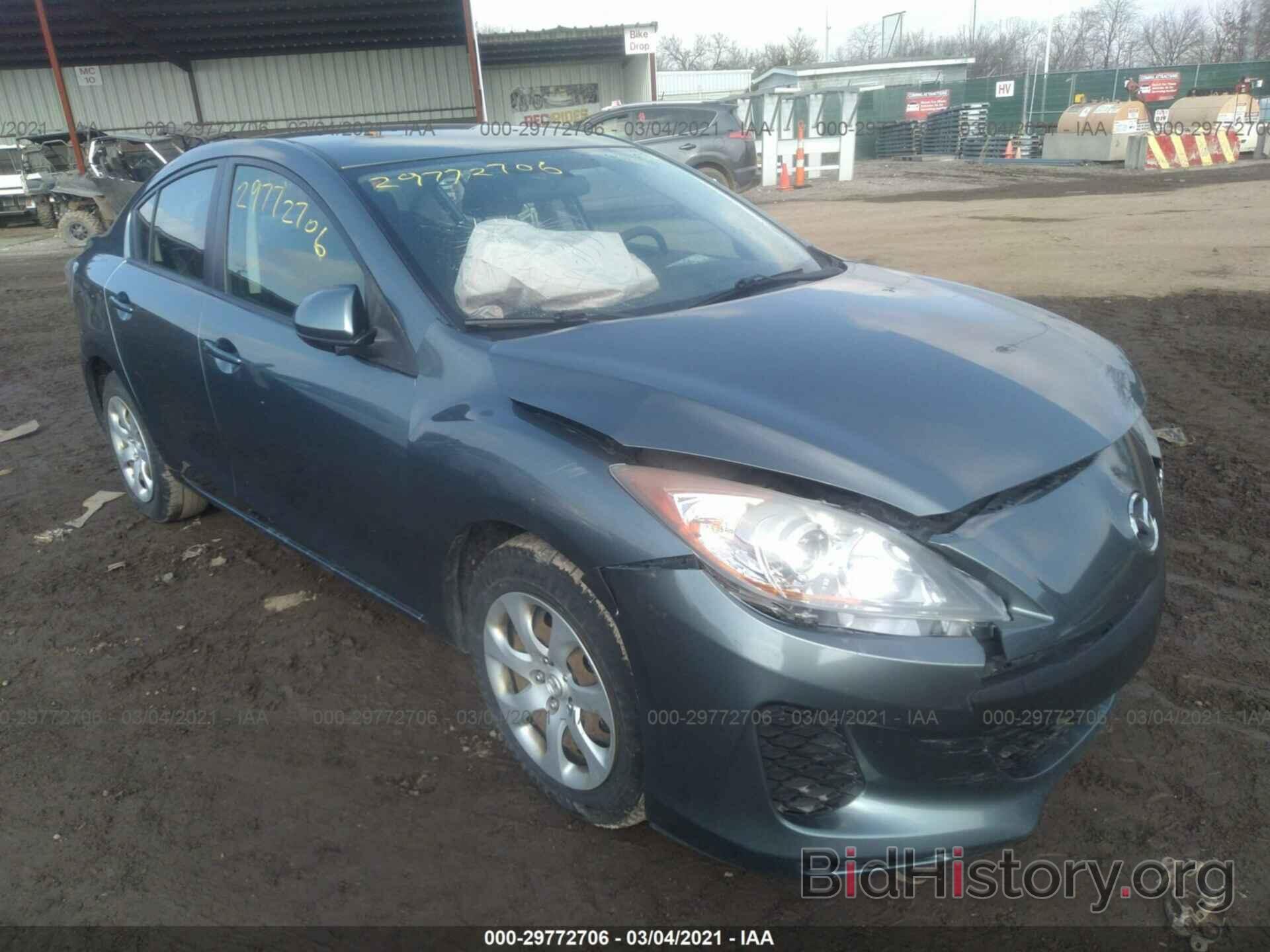 Photo JM1BL1TFXD1723179 - MAZDA MAZDA3 2013