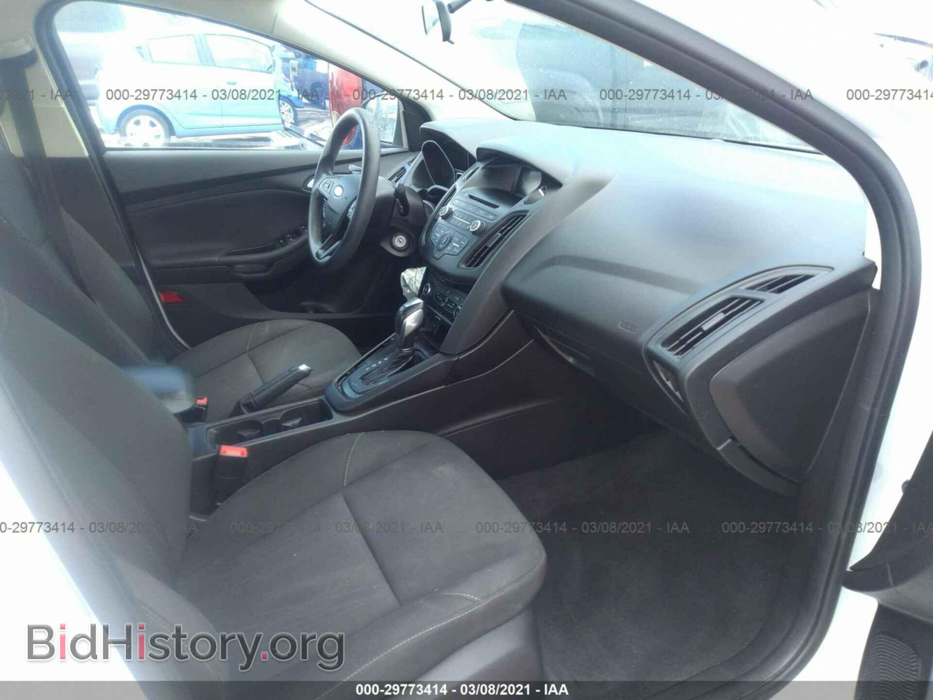 2016 FORD FOCUS - VIN: 1FADP3F22GL214168 - Photo 5