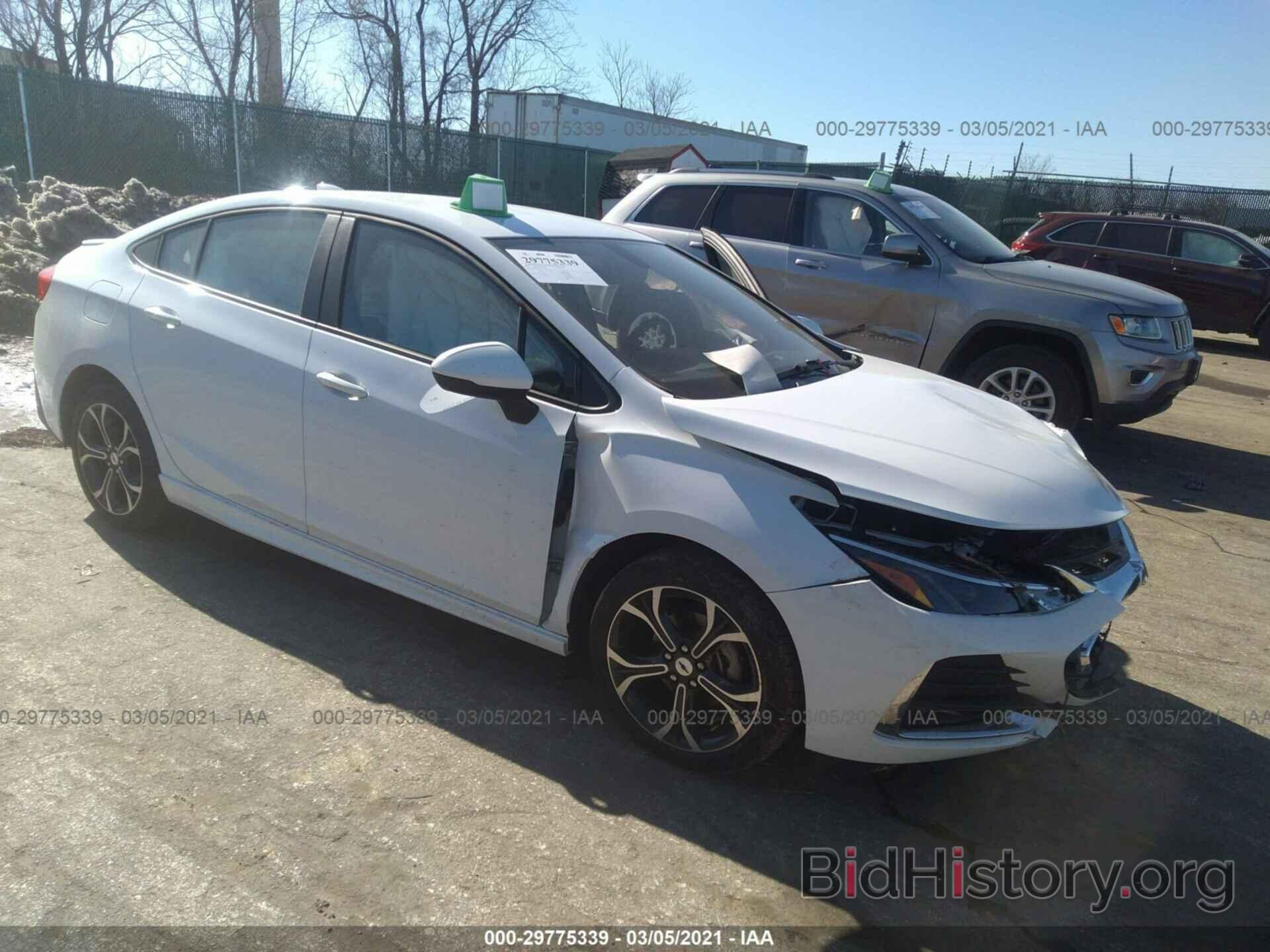 Photo 1G1BE5SM7K7137947 - CHEVROLET CRUZE 2019