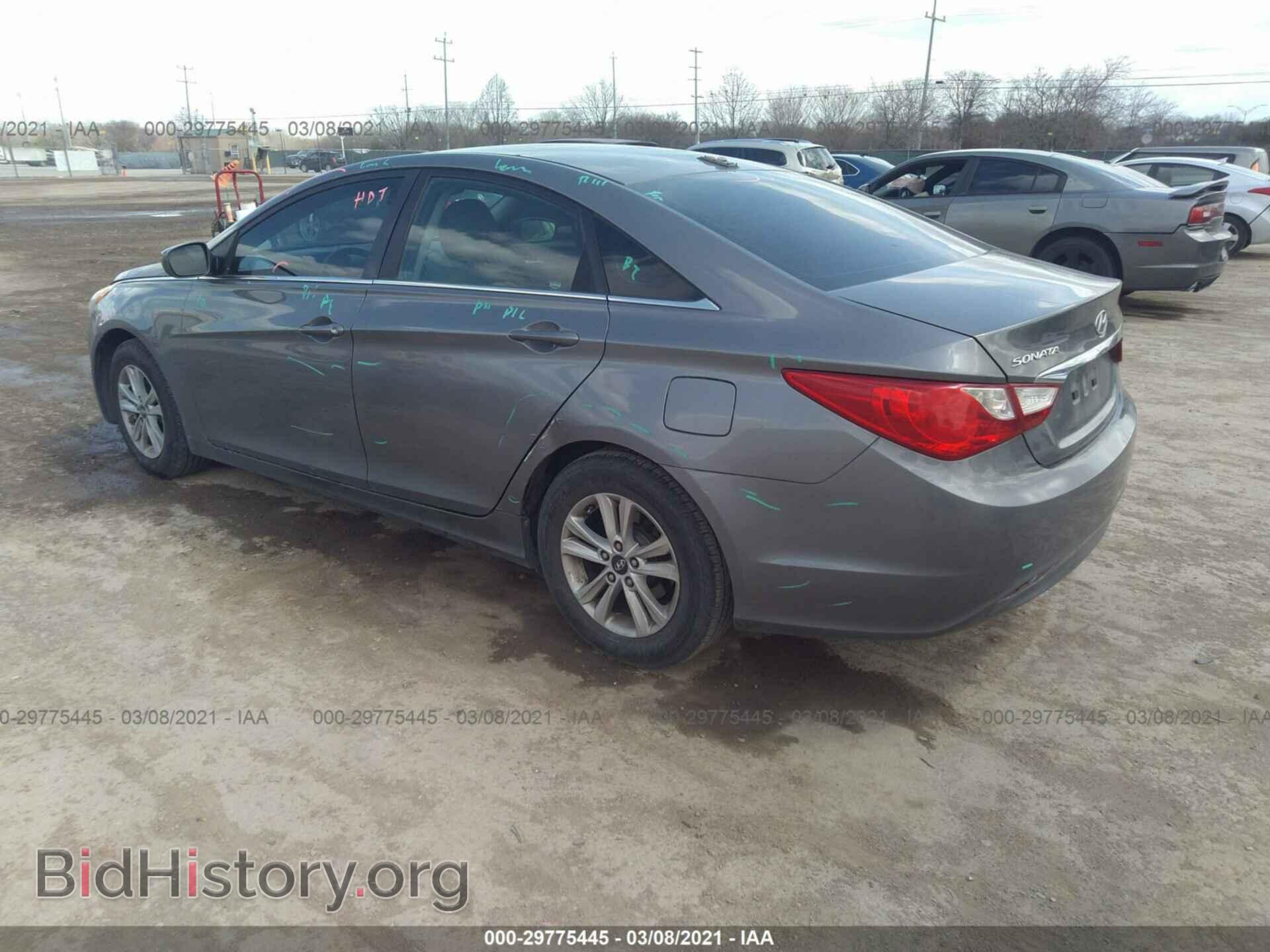 2013 HYUNDAI SONATA - VIN: 5NPEB4AC8DH588593 - Фото 3