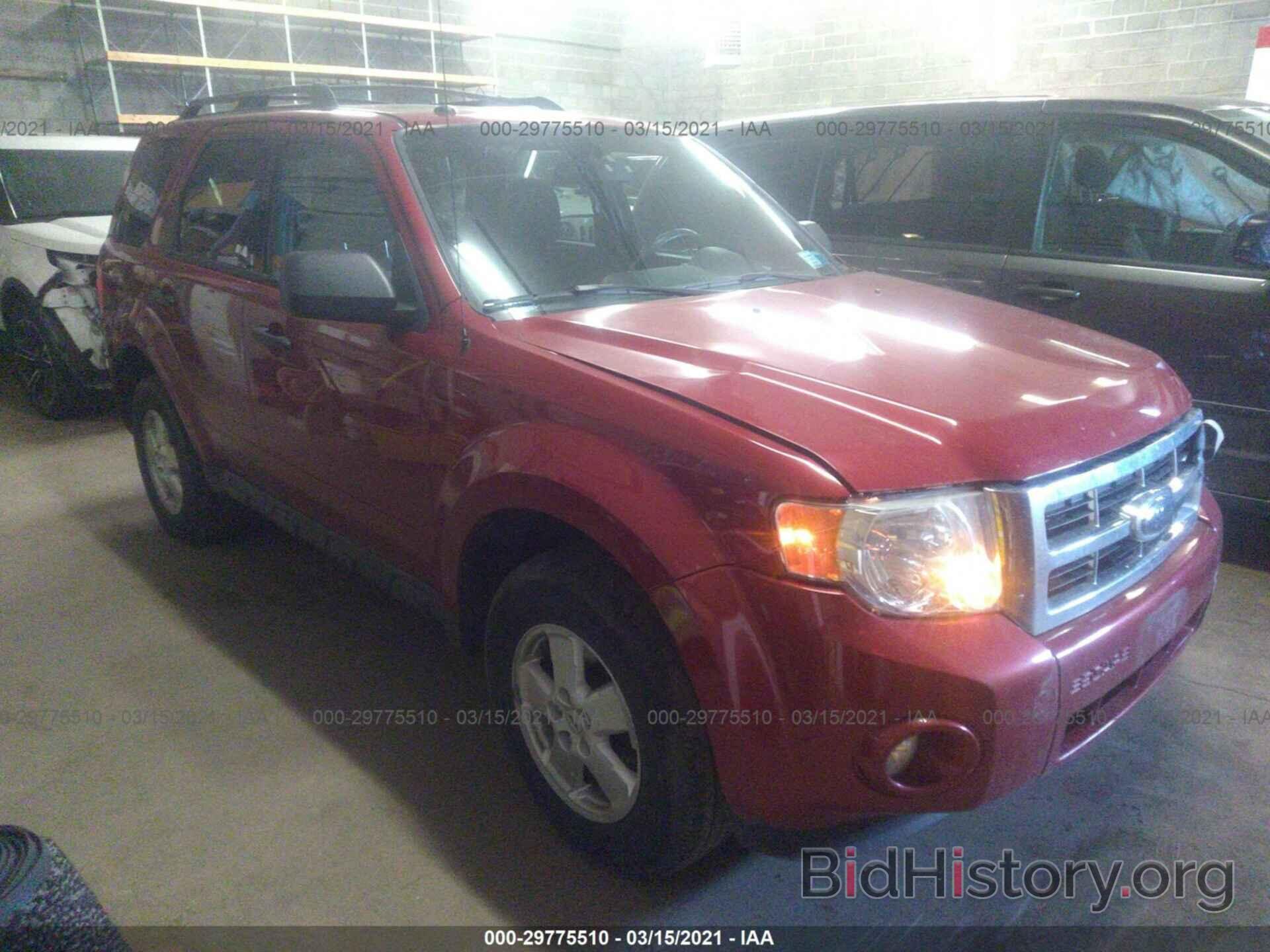 Photo 1FMCU9D74AKA42184 - FORD ESCAPE 2010