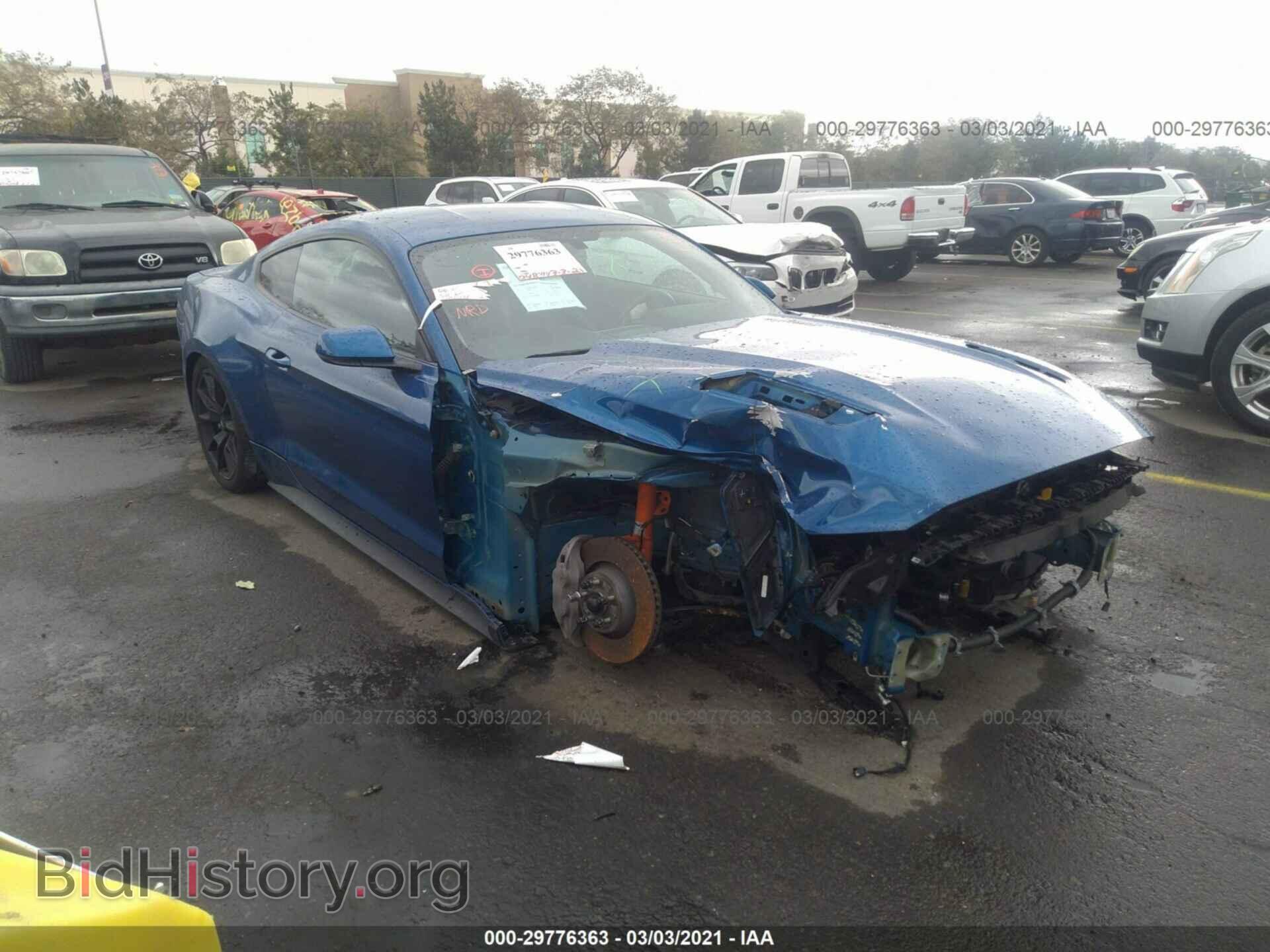 Photo 1FA6P8CF3H5213906 - FORD MUSTANG 2017