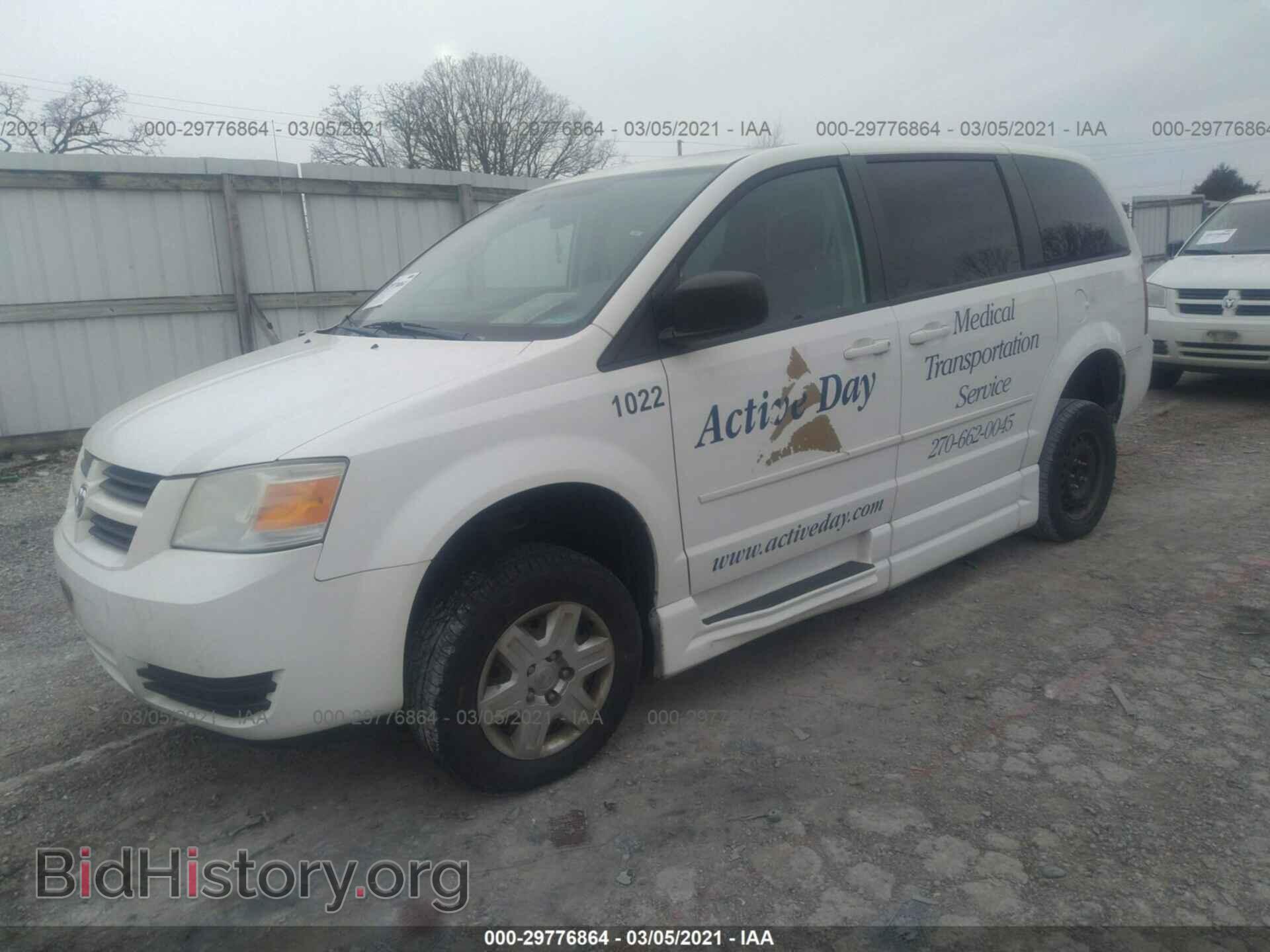 2010 DODGE GRAND CARAVAN - VIN: 2D4RN4DEXAR498496 - Фото 2
