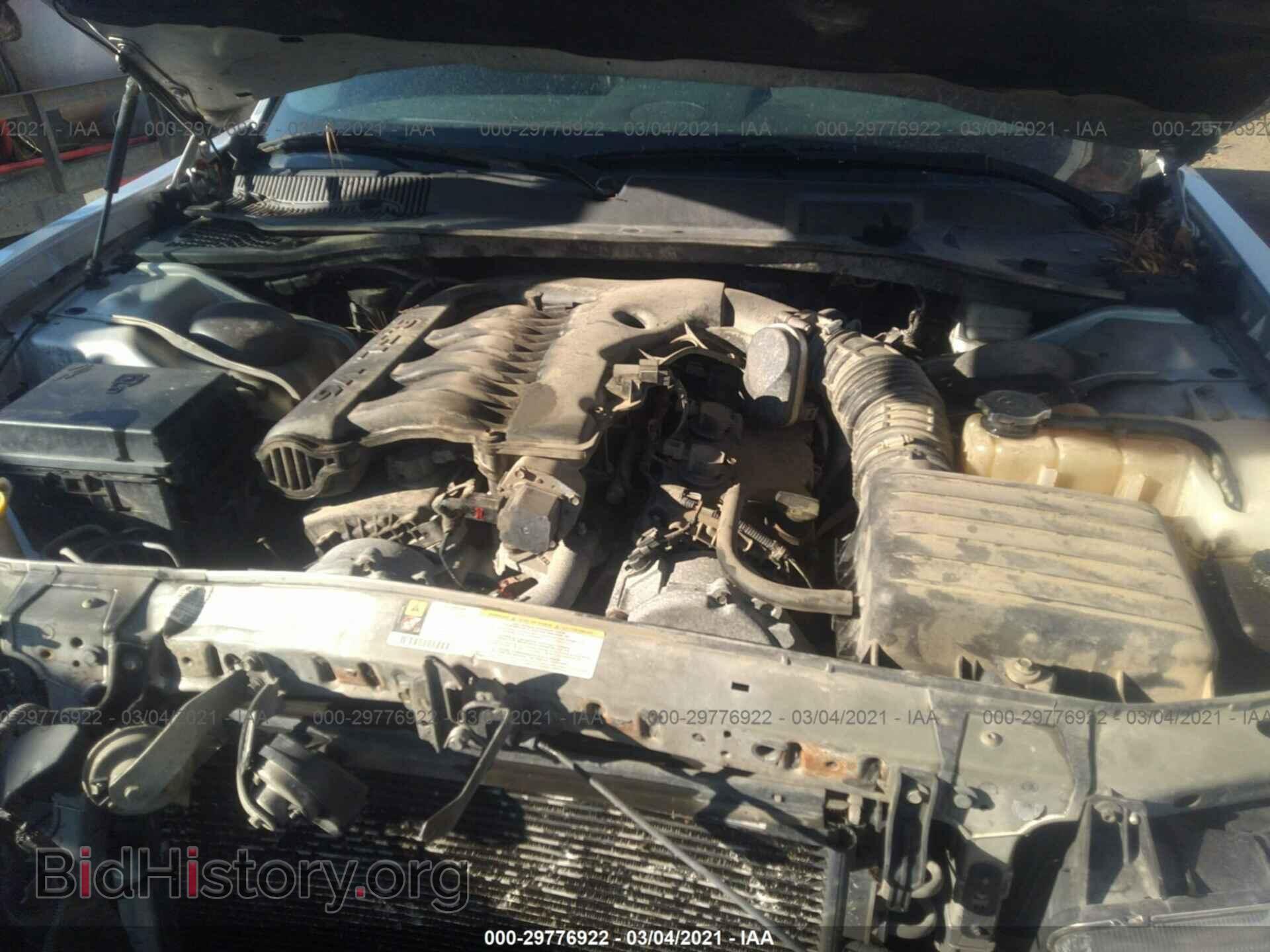 2010 CHRYSLER 300 - VIN: 2C3CA5CV2AH319321 - Photo 10
